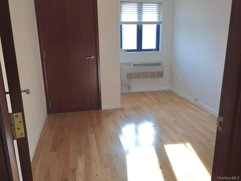 30-80 21st Street, Unit 5B photo 3