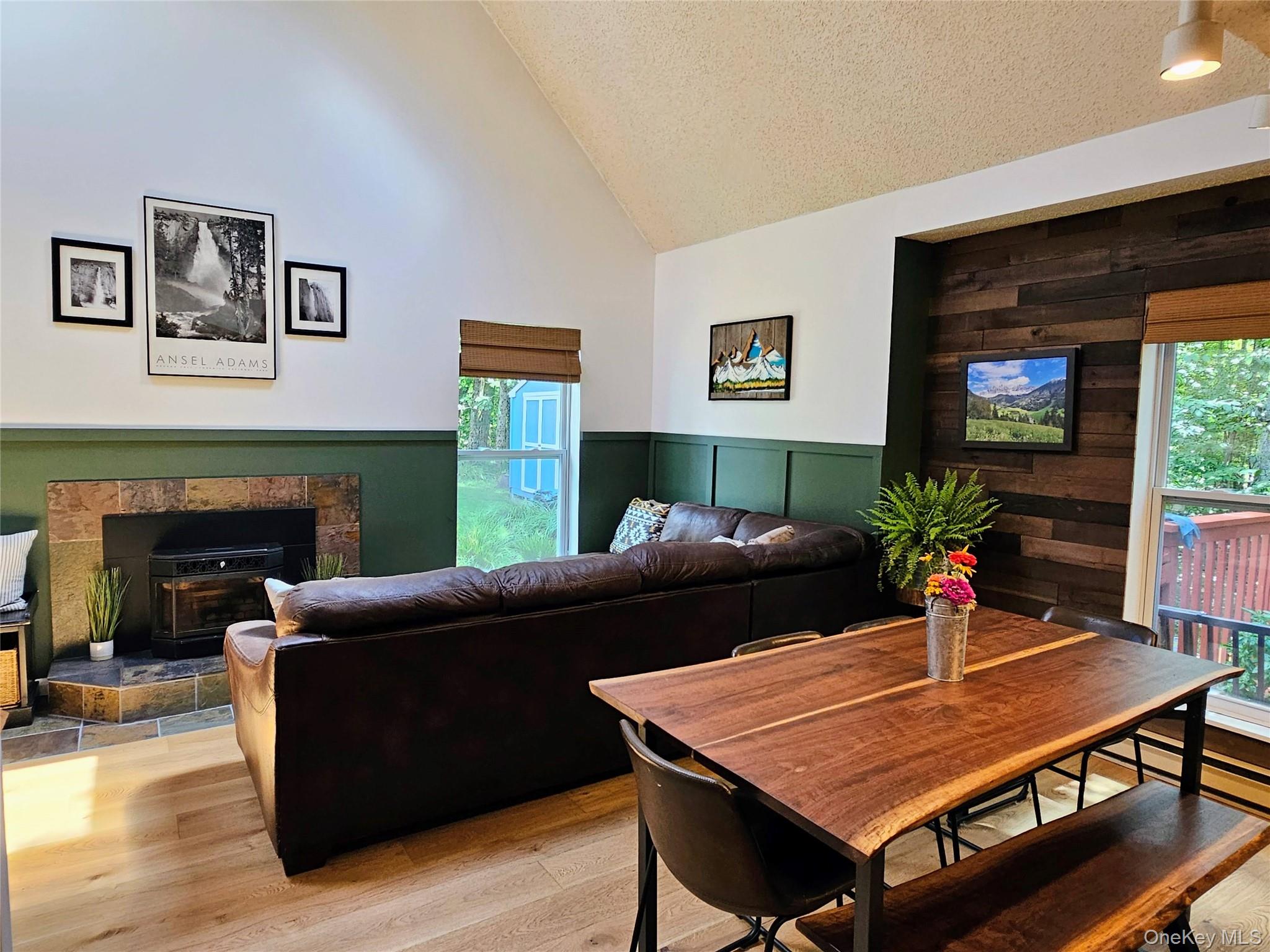 27 Fox Run – For Sale photo 7
