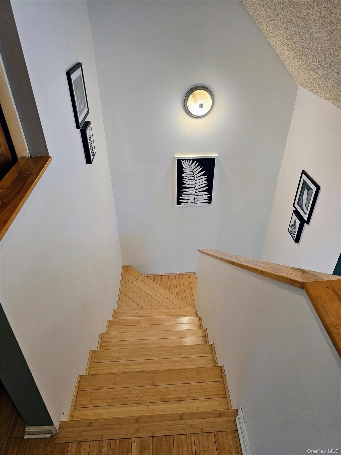 27 Fox Run – For Sale photo 26