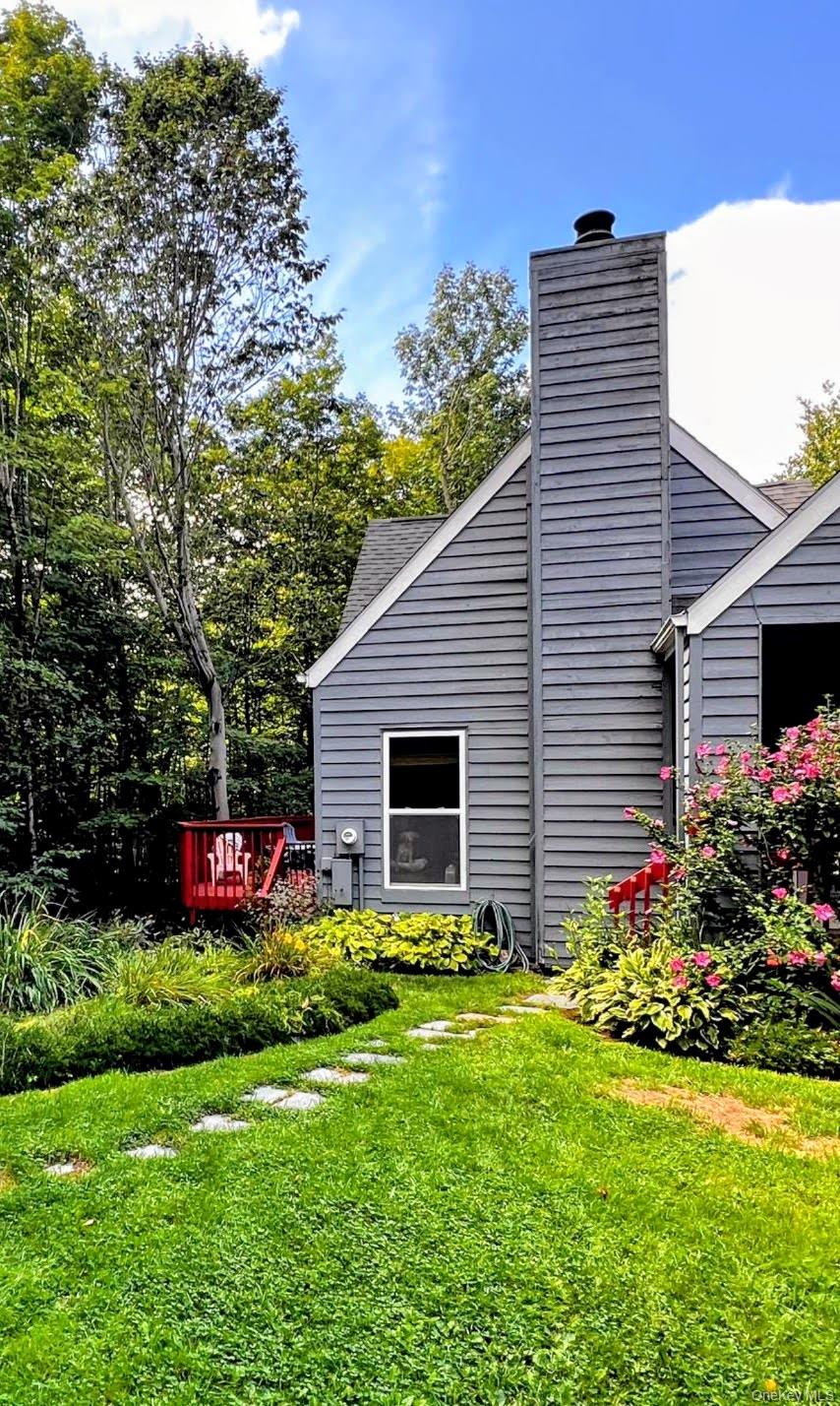 27 Fox Run – For Sale photo 35