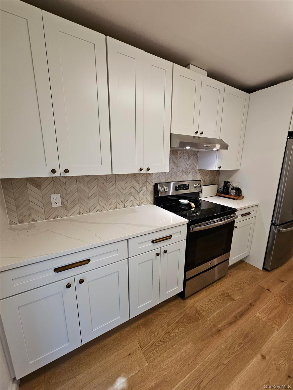 27 Fox Run – For Sale photo 13