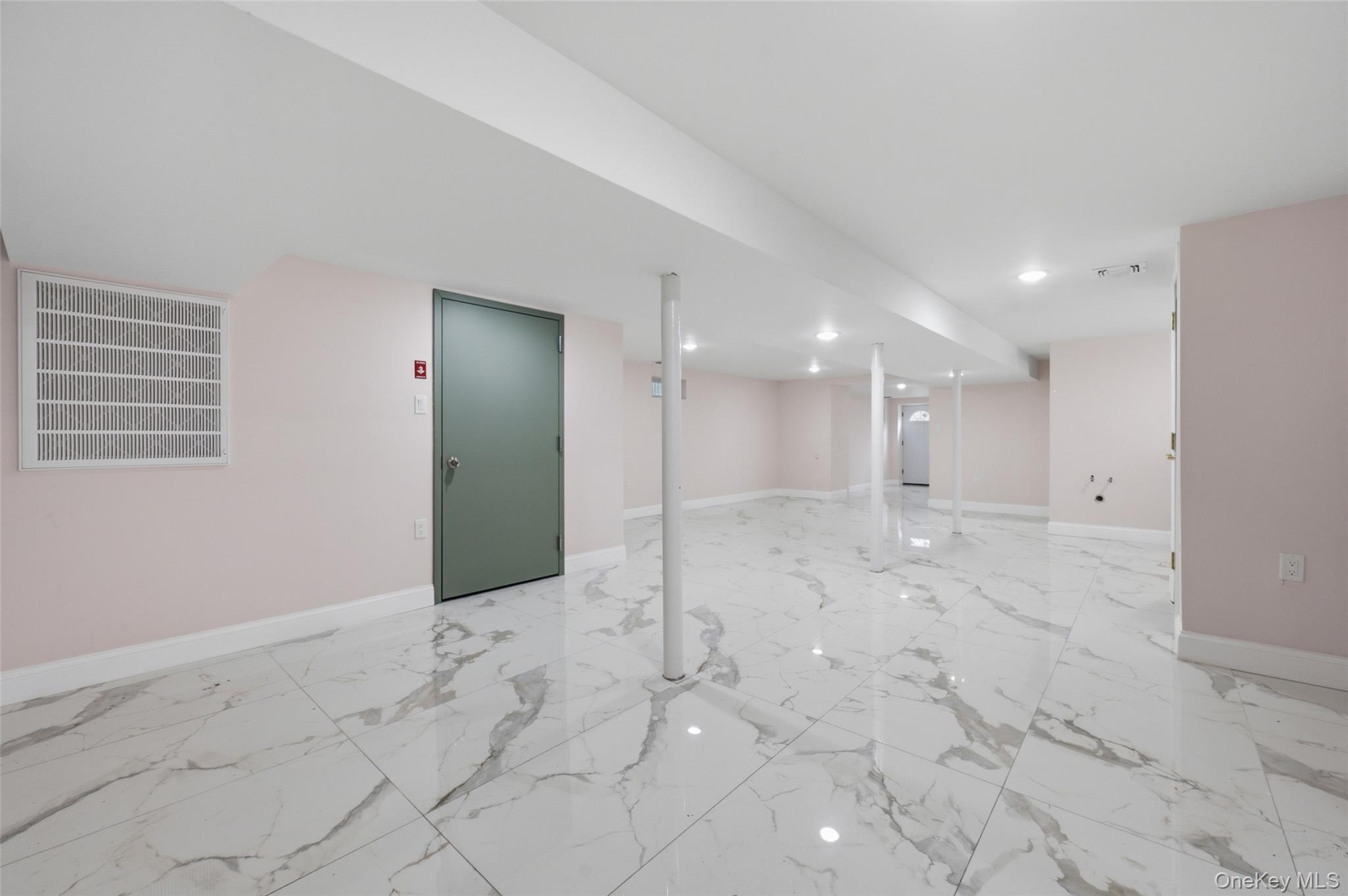 178-41 146th Terrace – For Sale photo 33