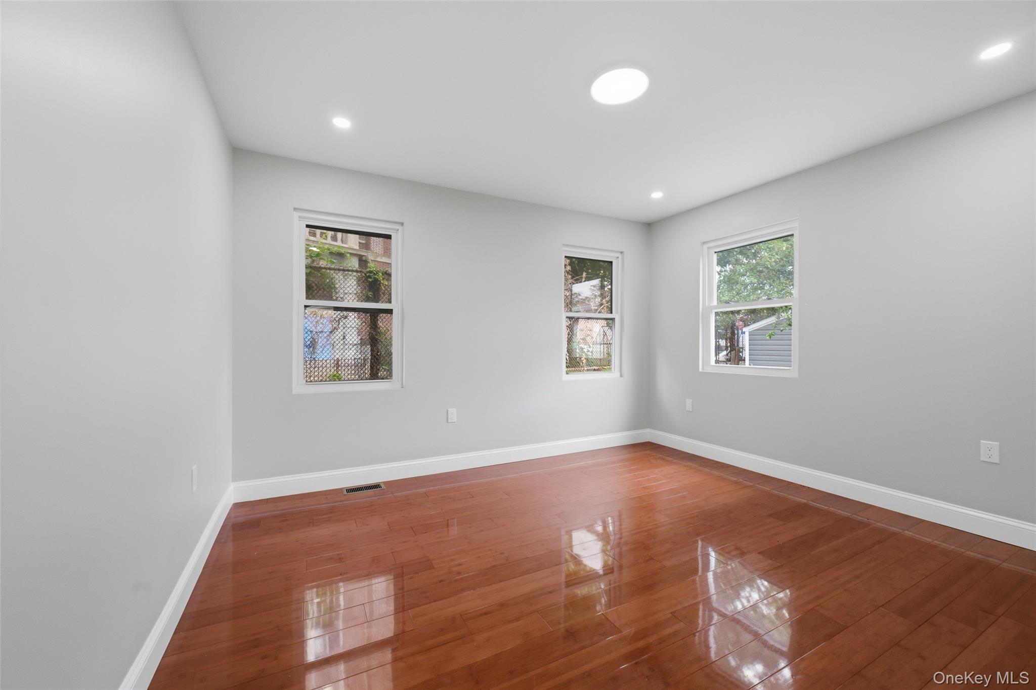 178-41 146th Terrace – For Sale photo 16