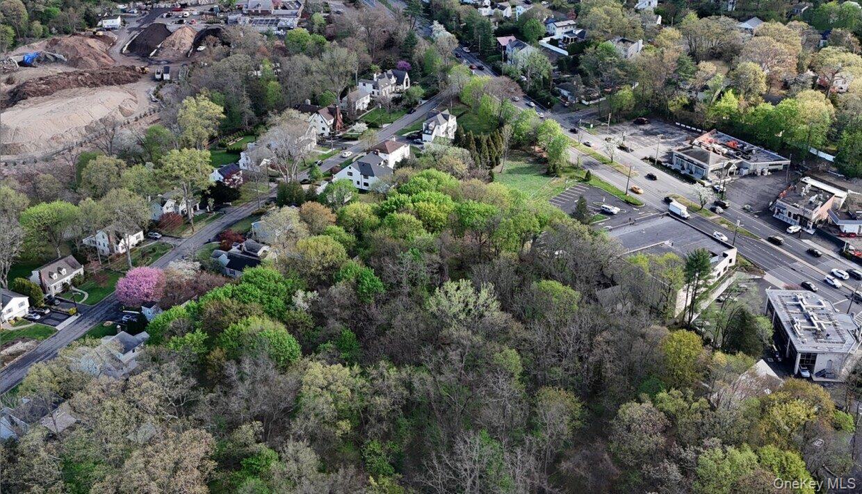 32 Rosedale Ave – For Sale photo 3