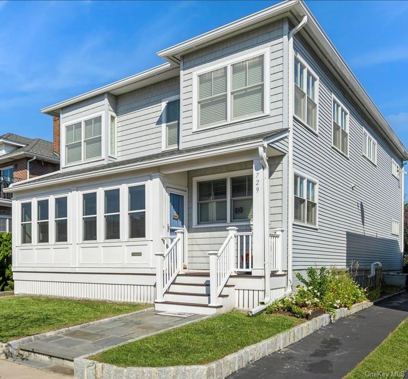 729 W Penn Street – For Sale