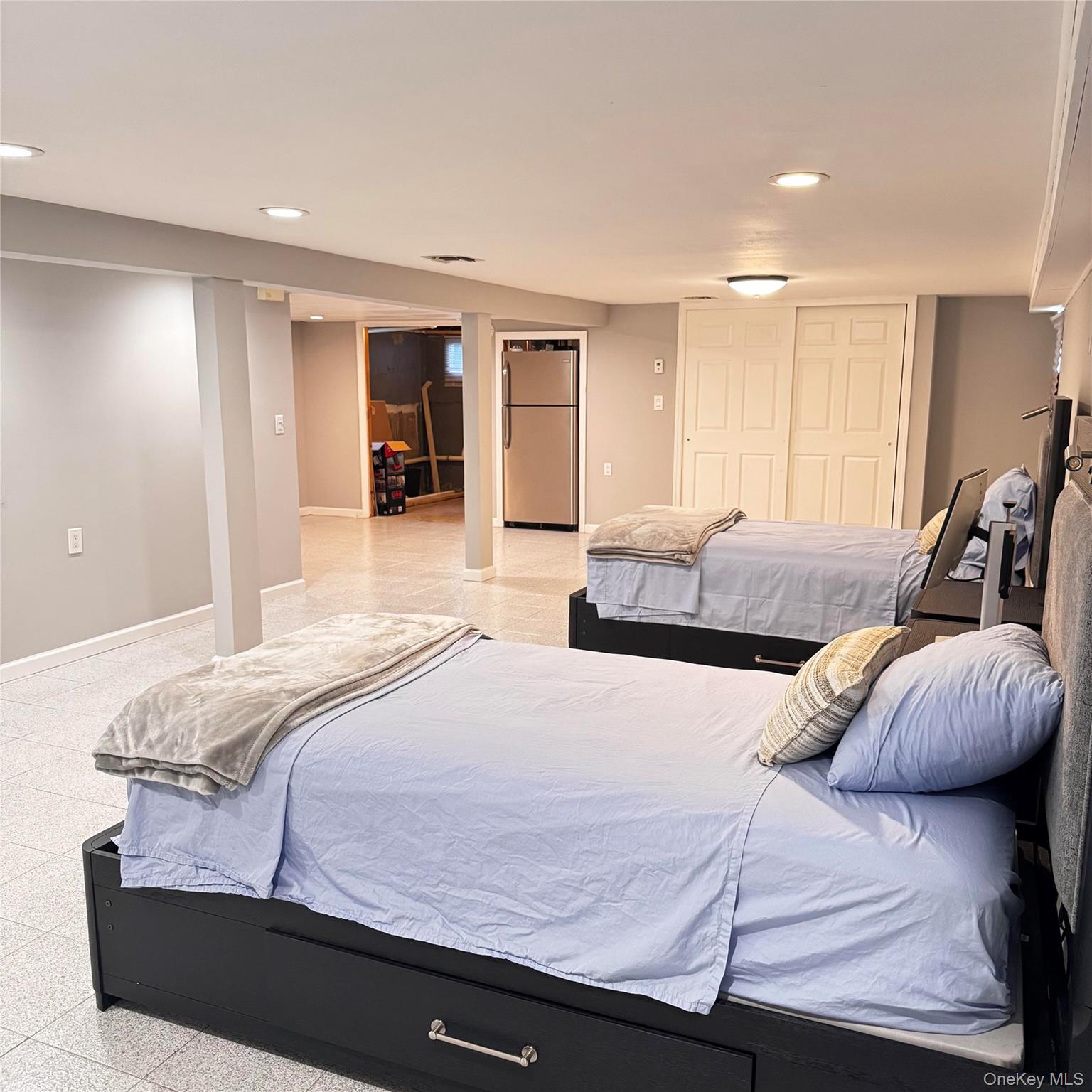 3318 Murdock Avenue – For Sale photo 9