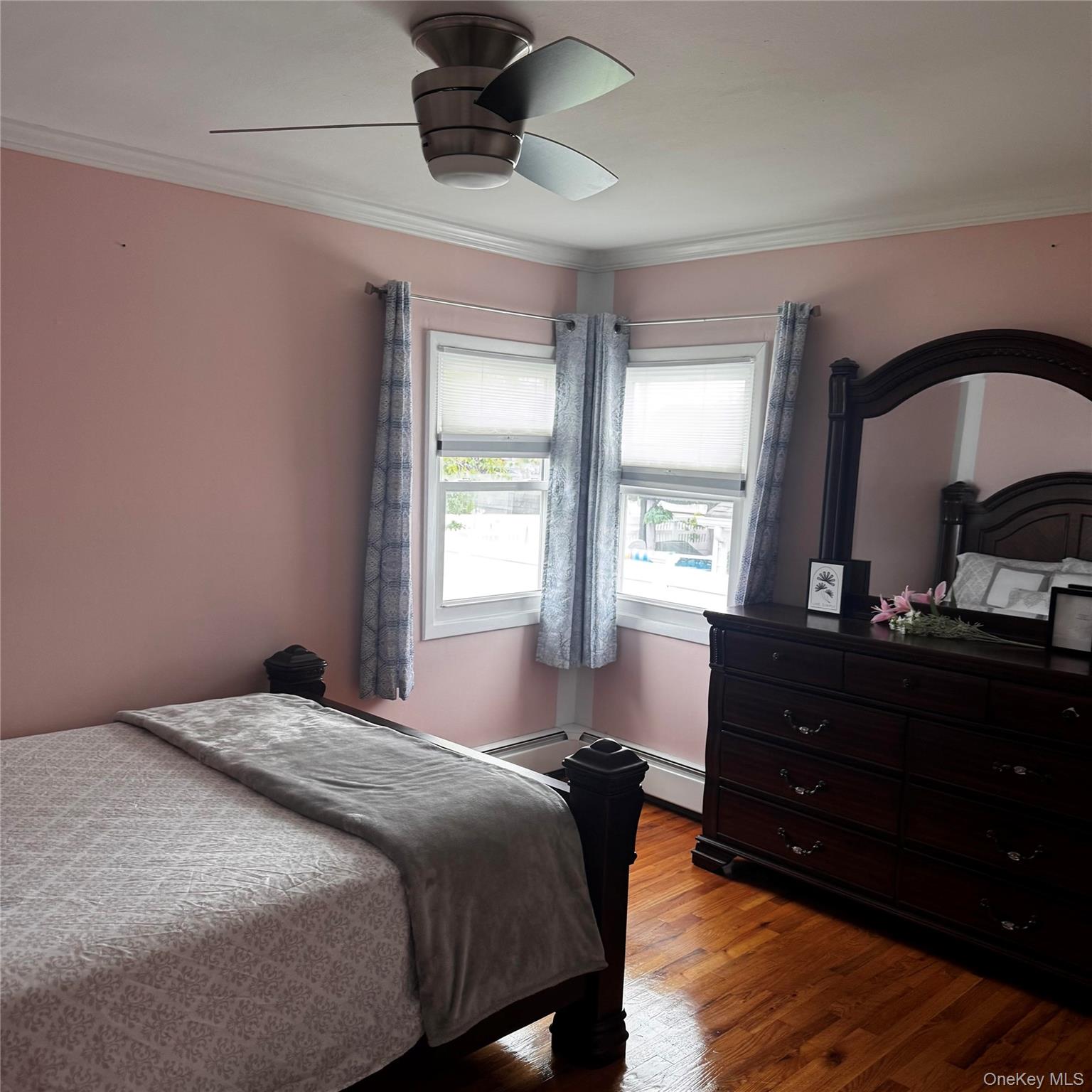 3318 Murdock Avenue – For Sale photo 5