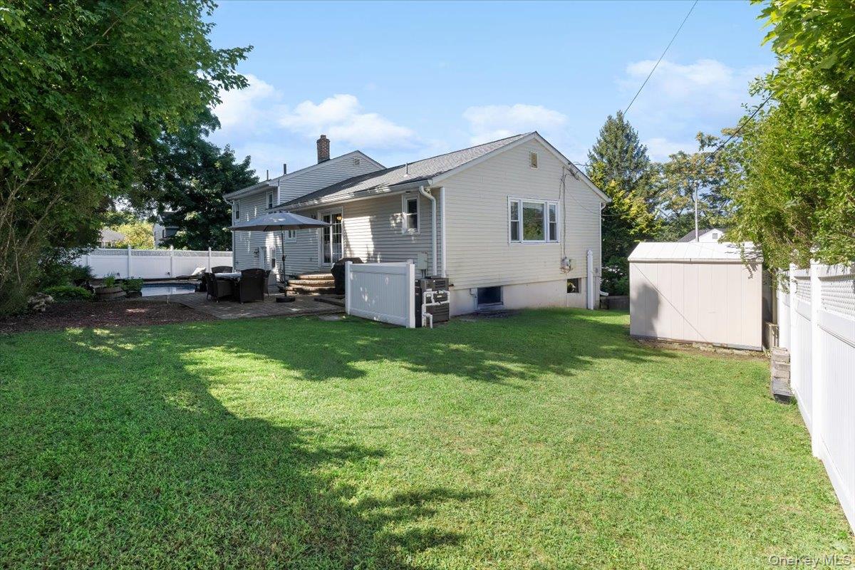 8 Foxwood Avenue – For Sale photo 29