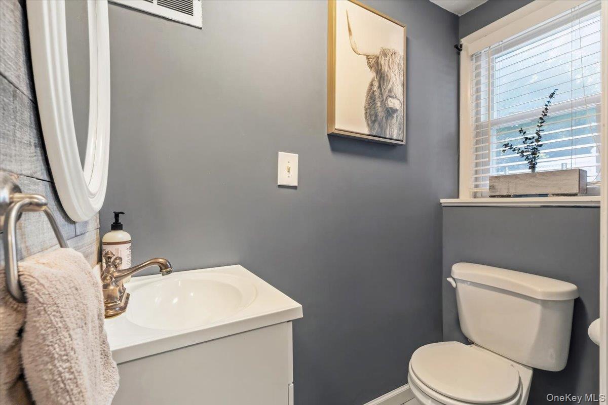 8 Foxwood Avenue – For Sale photo 22