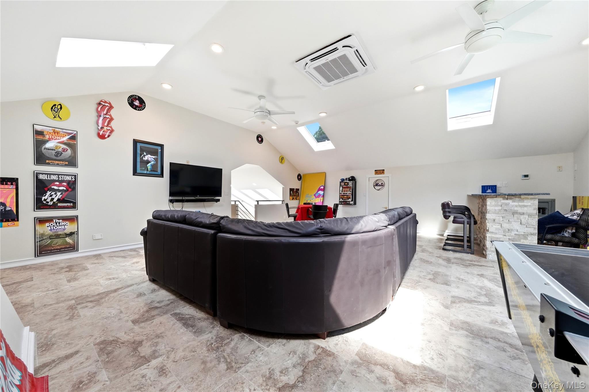 31 Deer Run – For Sale photo 32