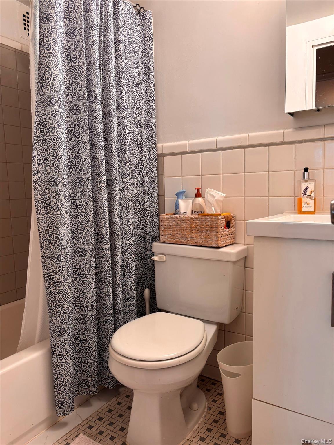 61-25 97th Street, Unit 6E photo 5
