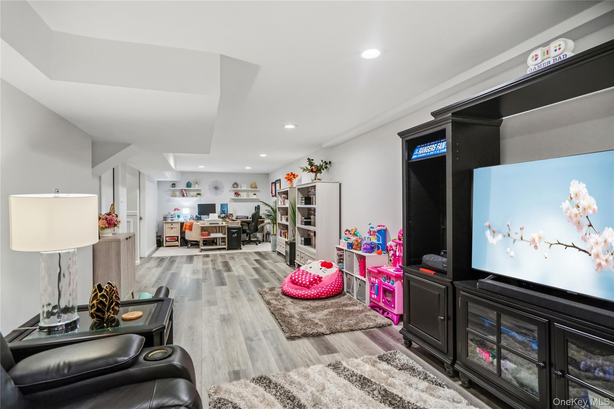 15 Springfield Circle, Unit 1 photo 35
