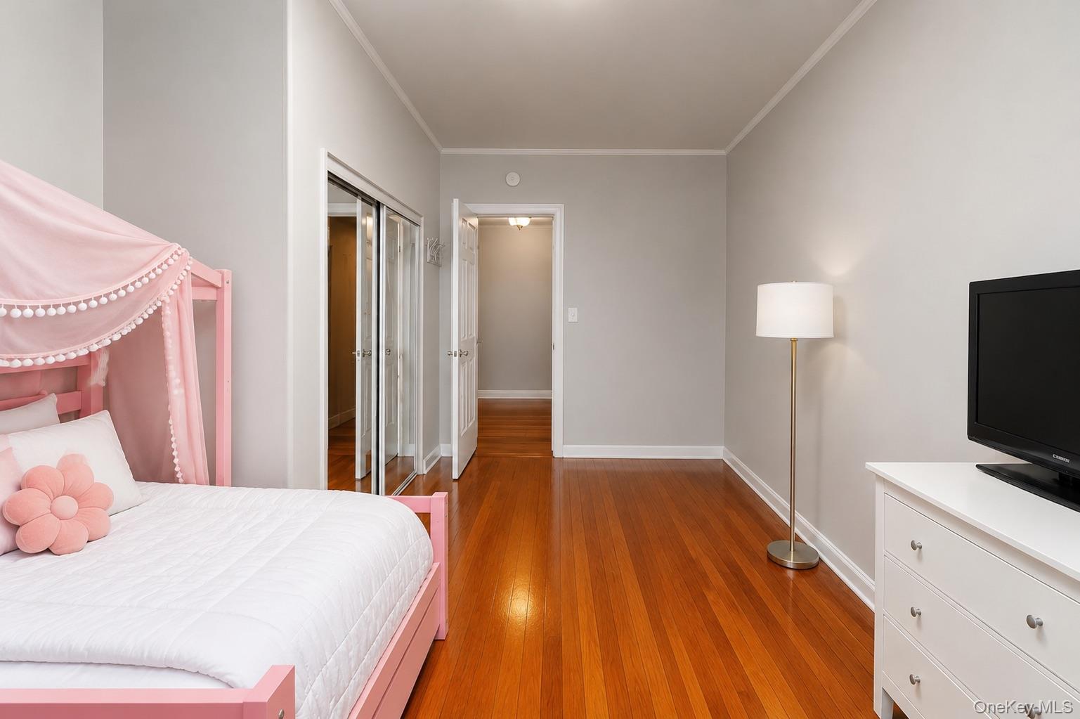 472 Gramatan Avenue, Unit Bldg., 3, photo 5