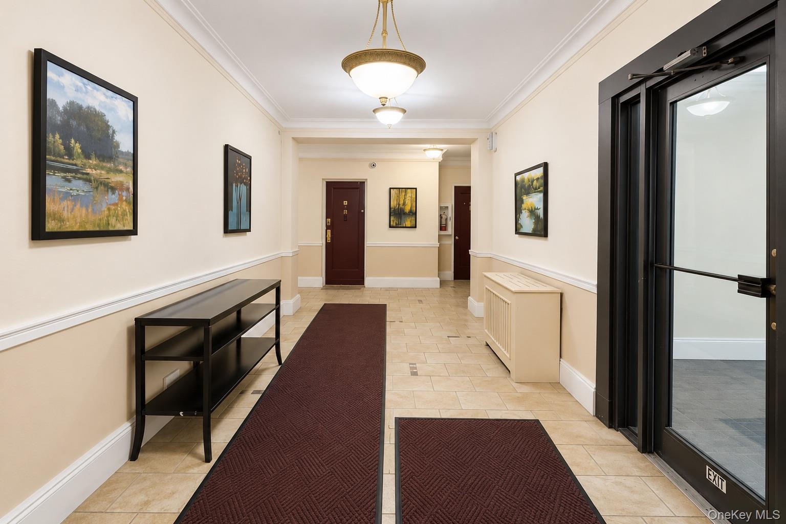 472 Gramatan Avenue, Unit Bldg., 3, photo 10