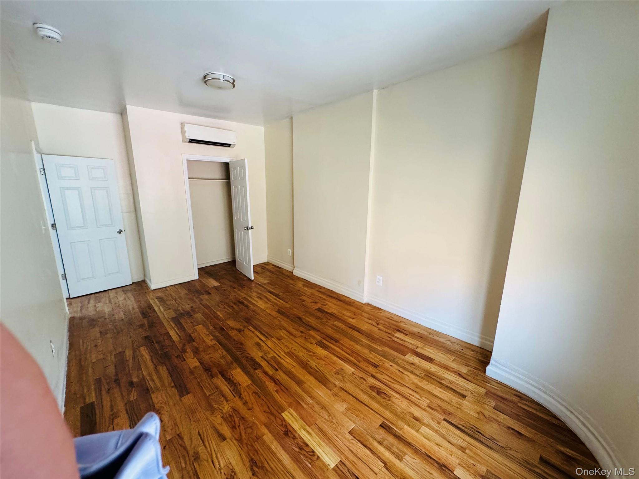 342 E 194th Street – For Sale photo 8