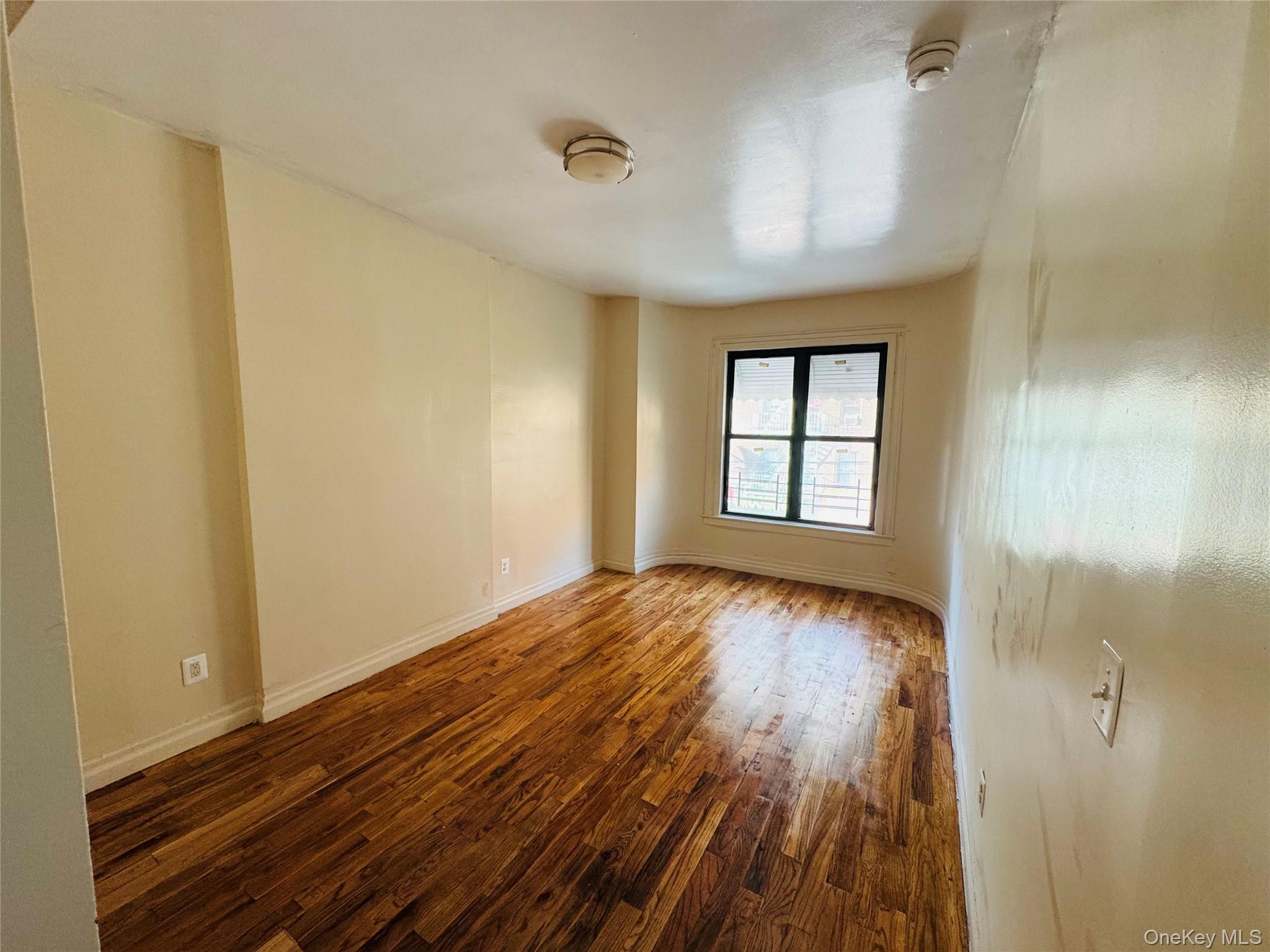 342 E 194th Street – For Sale photo 5