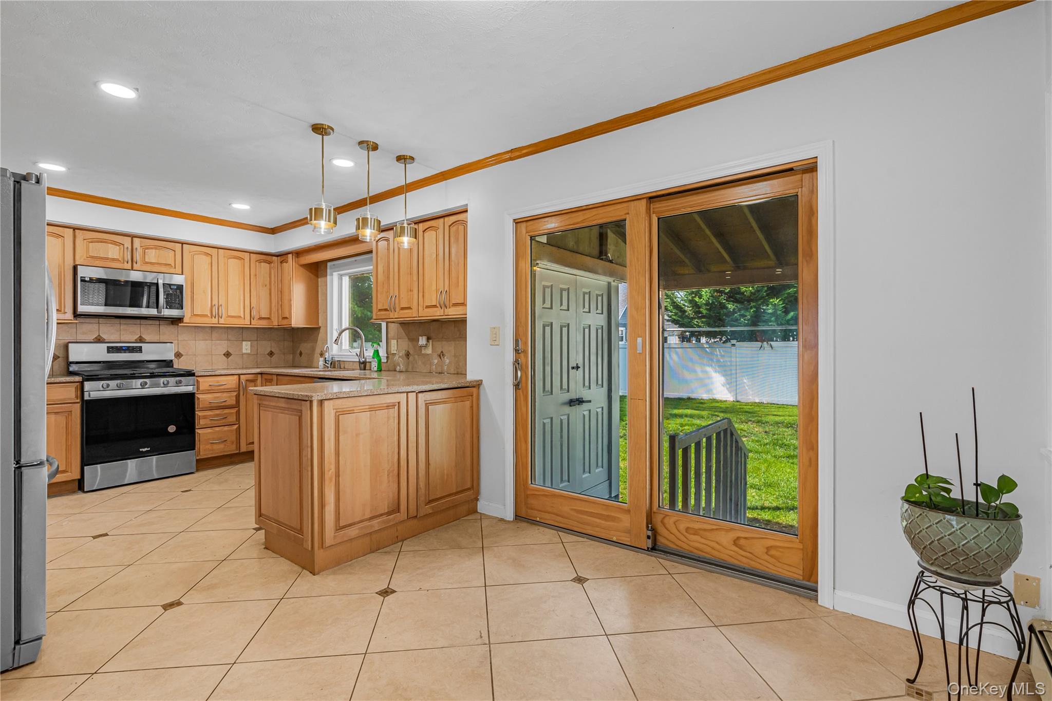 195 N Wisconsin Avenue – For Sale photo 7
