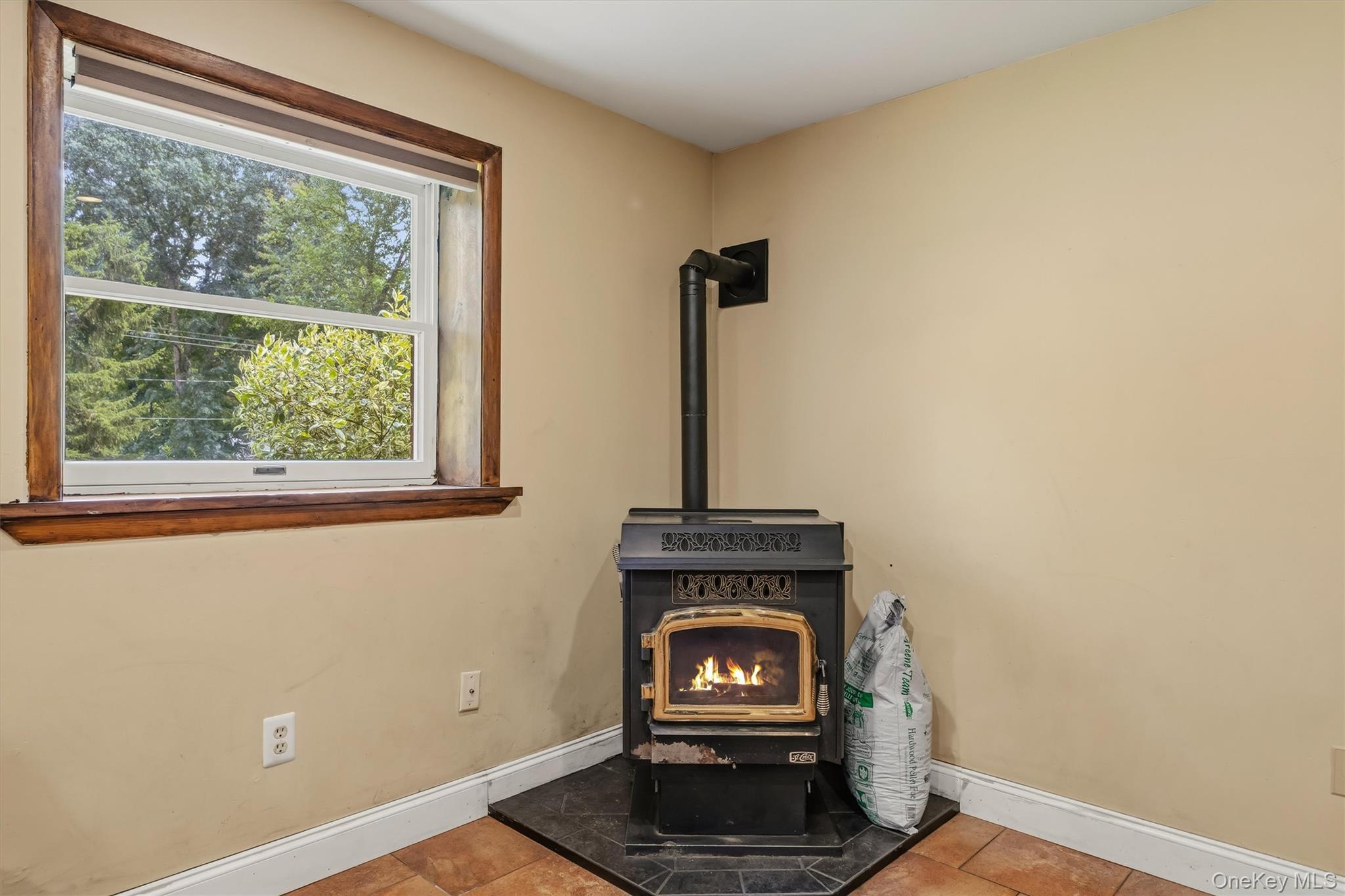 133 Bedell Avenue – For Sale photo 27