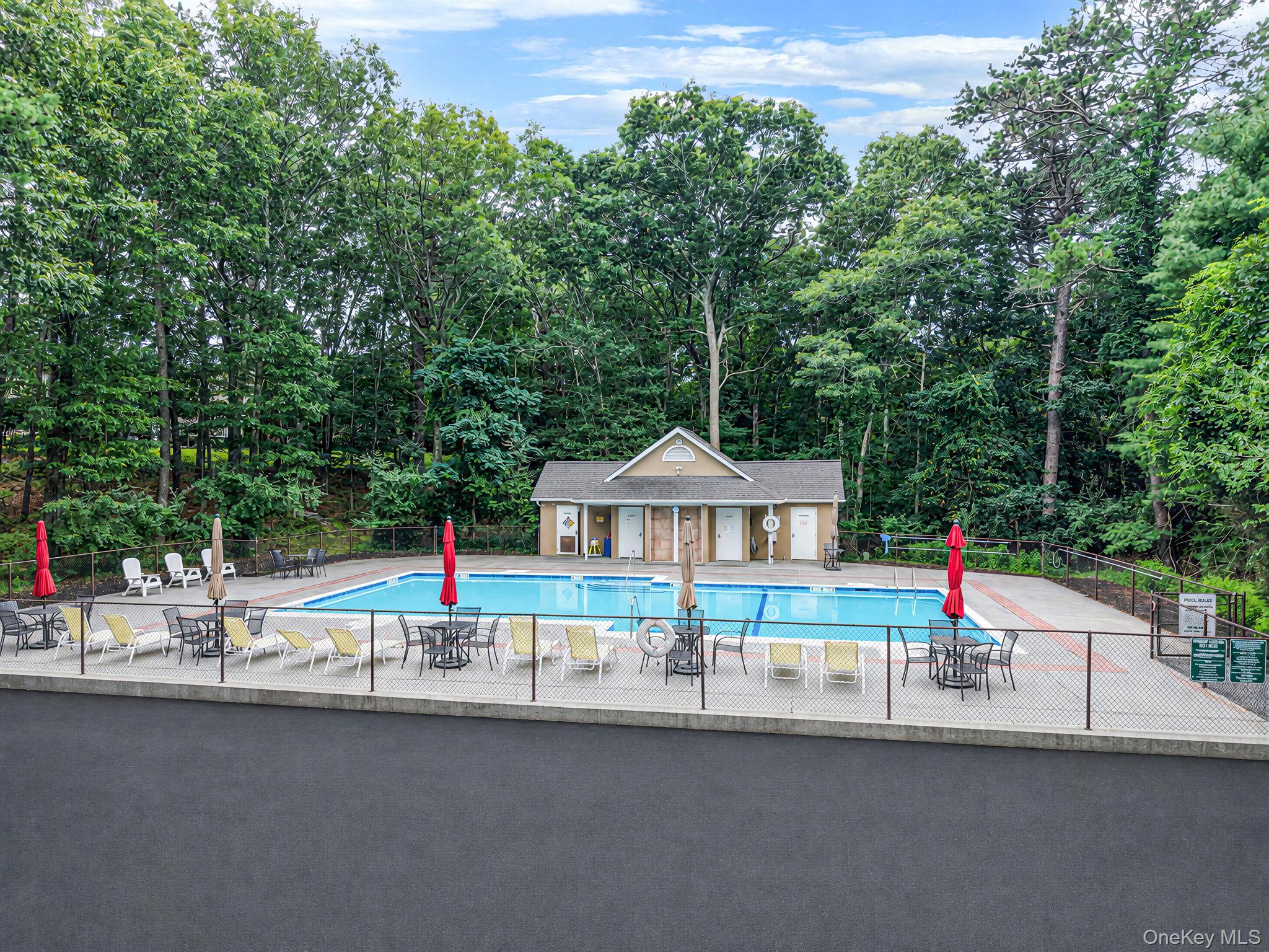26 Kettle Hole Road – For Sale photo 12