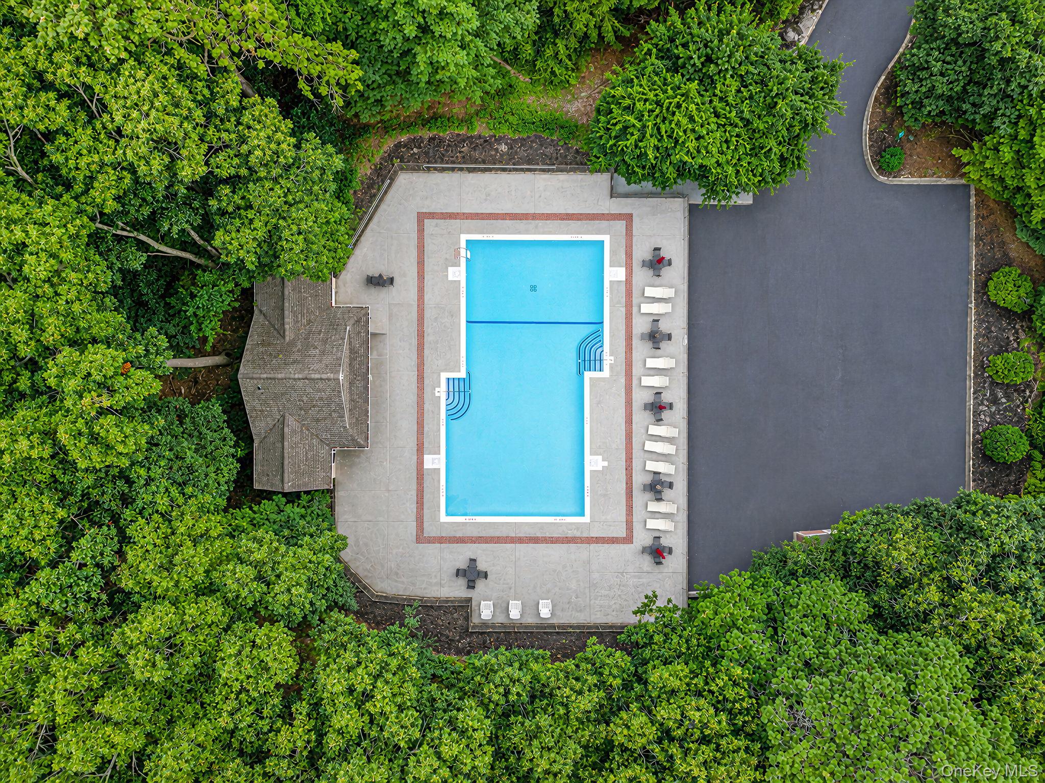 26 Kettle Hole Road – For Sale photo 14