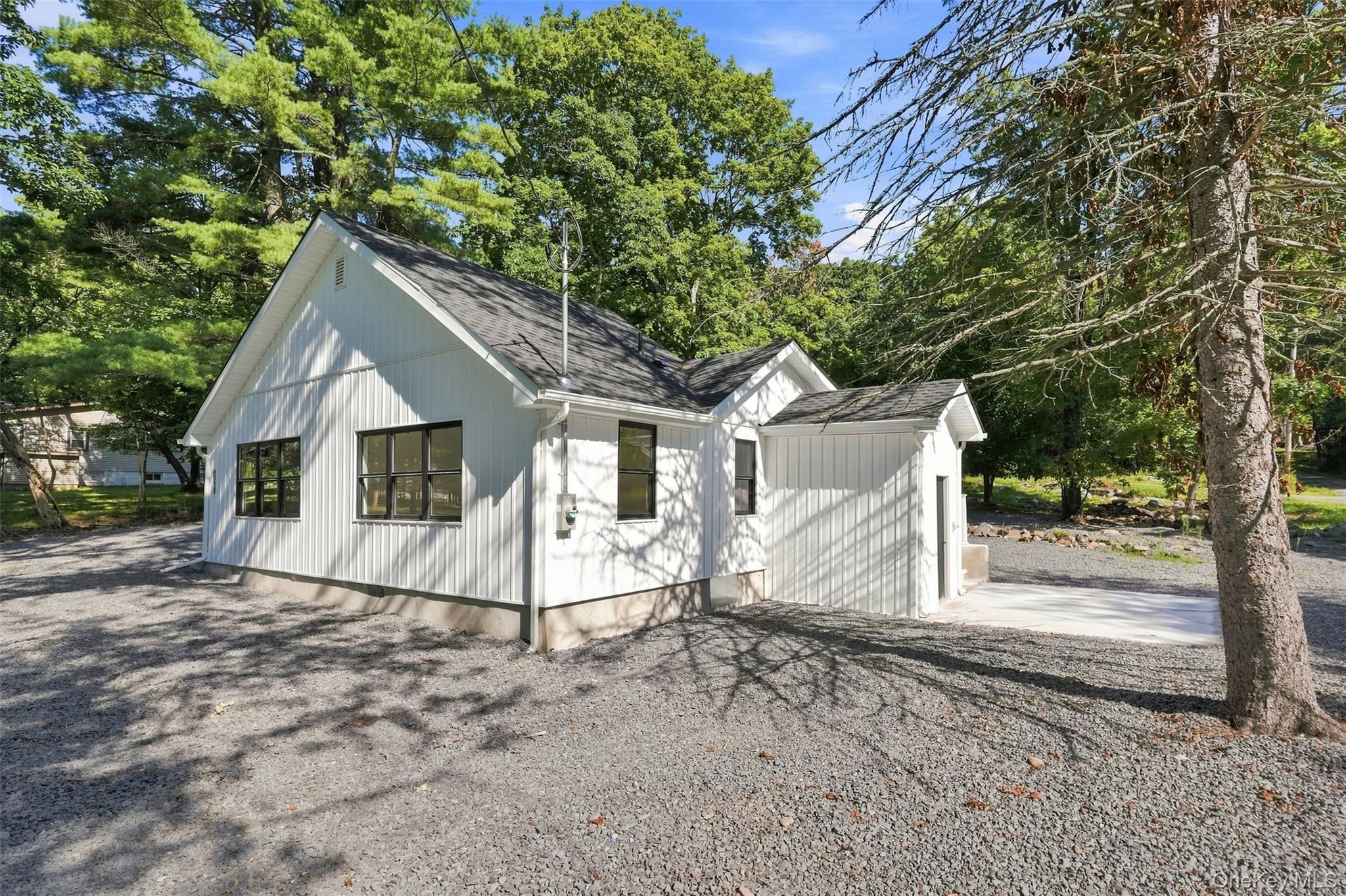 22 Downy Trail – For Sale photo 8