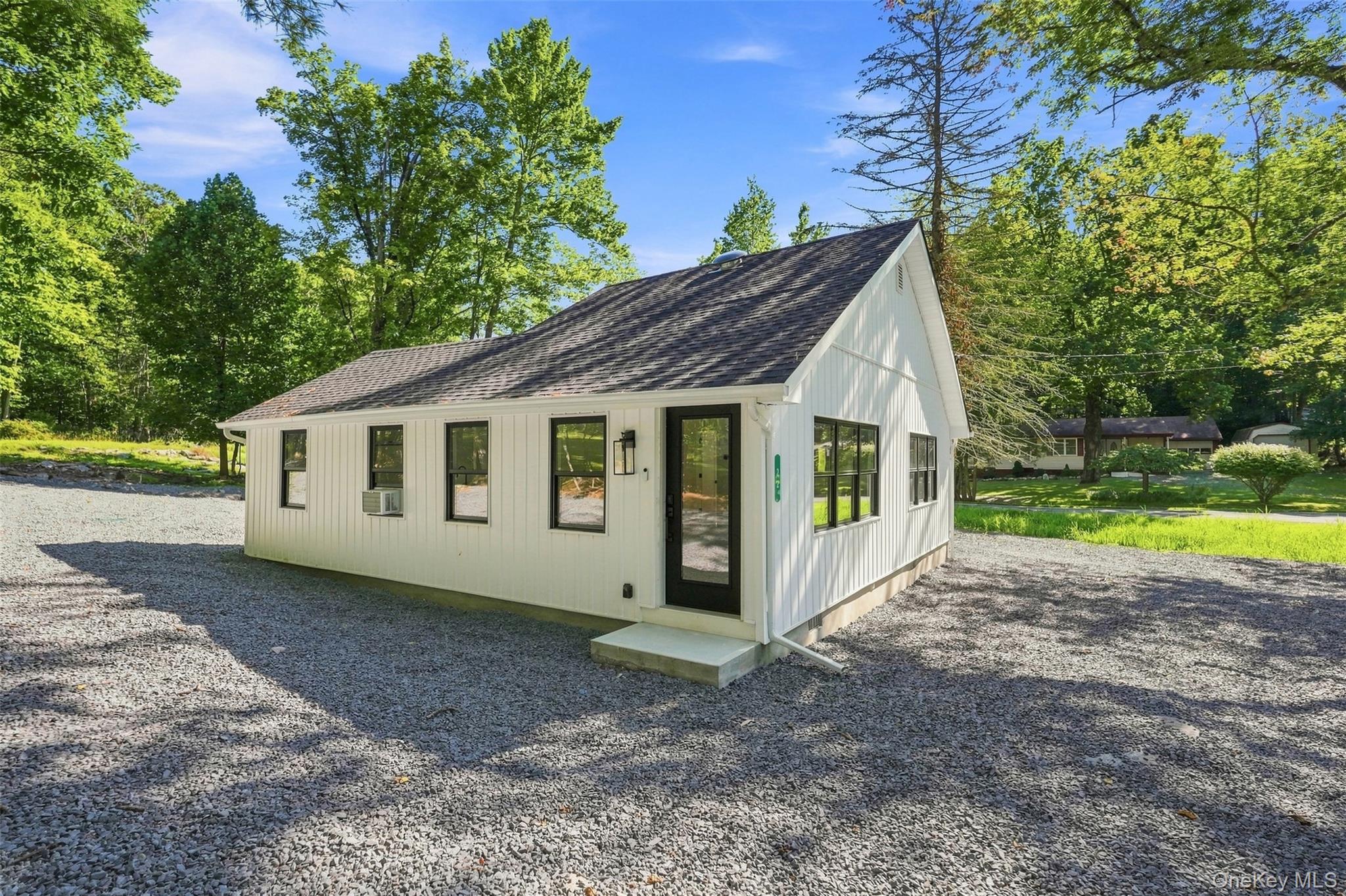 22 Downy Trail – For Sale photo 4