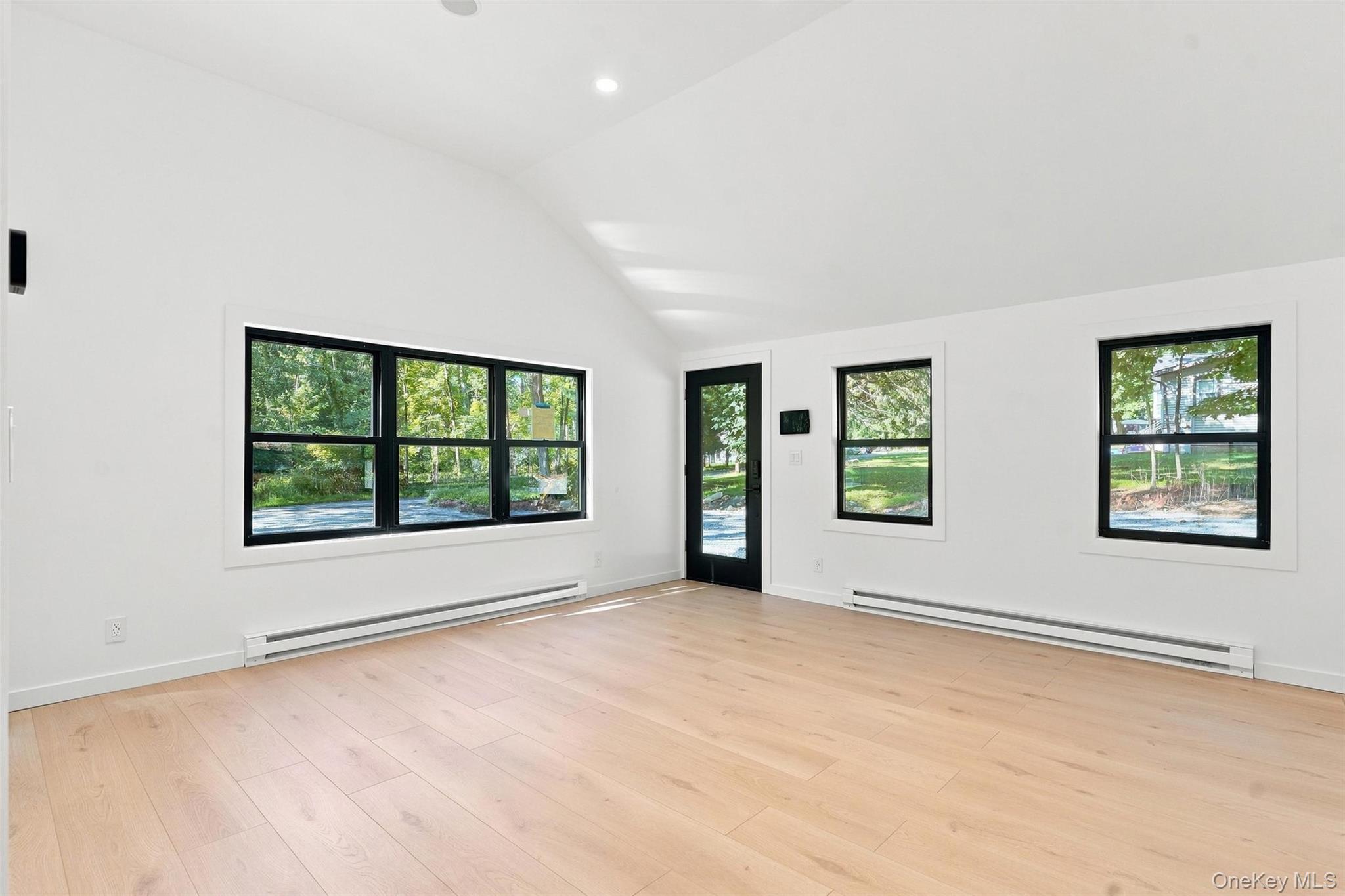 22 Downy Trail – For Sale photo 12