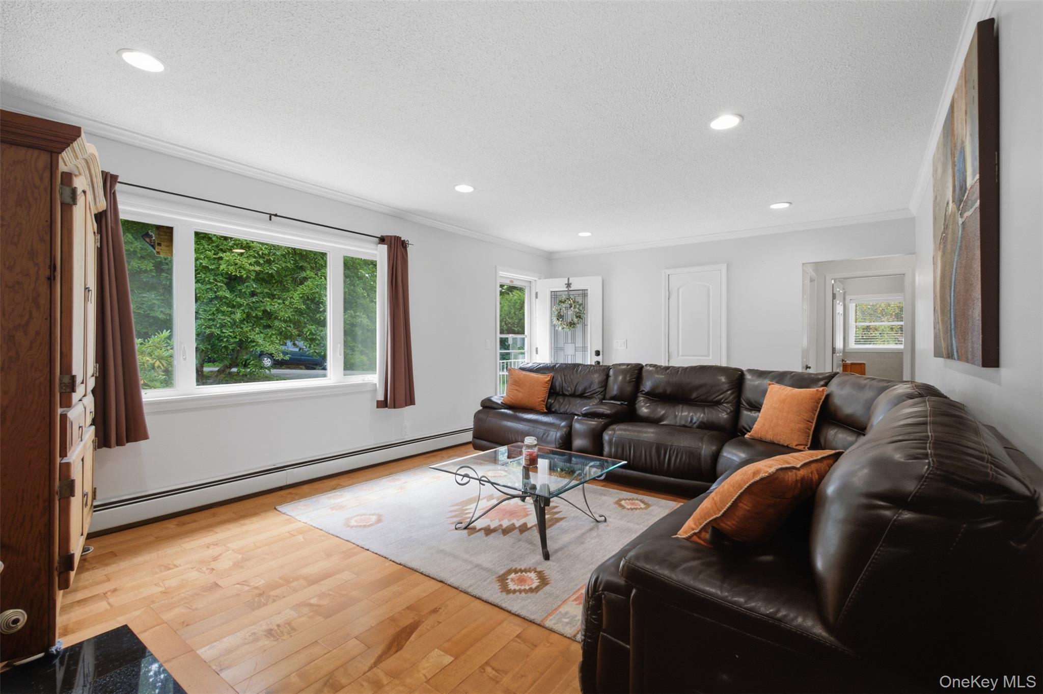 8 Arbutus Street – For Sale photo 9
