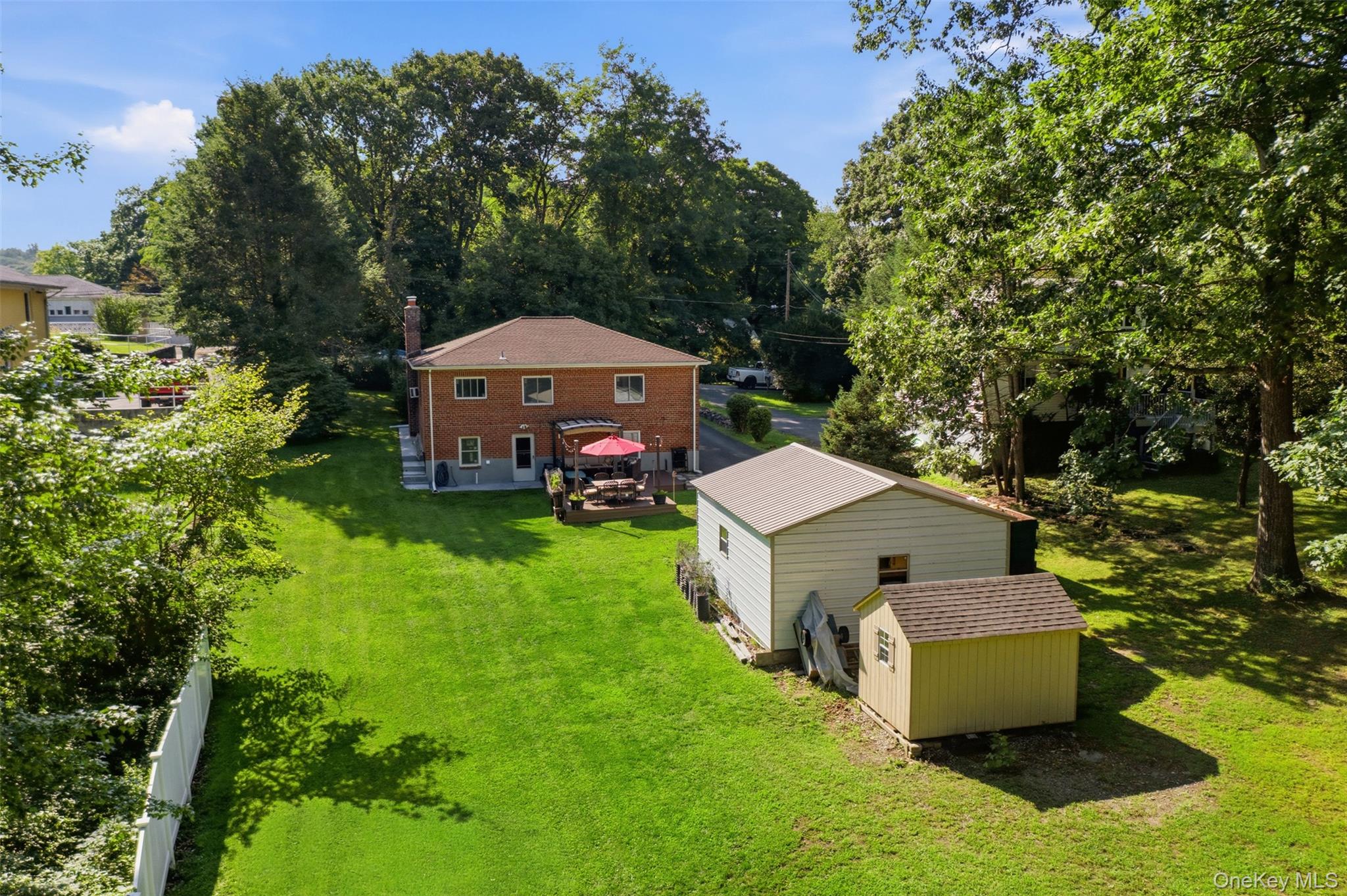 8 Arbutus Street – For Sale photo 6