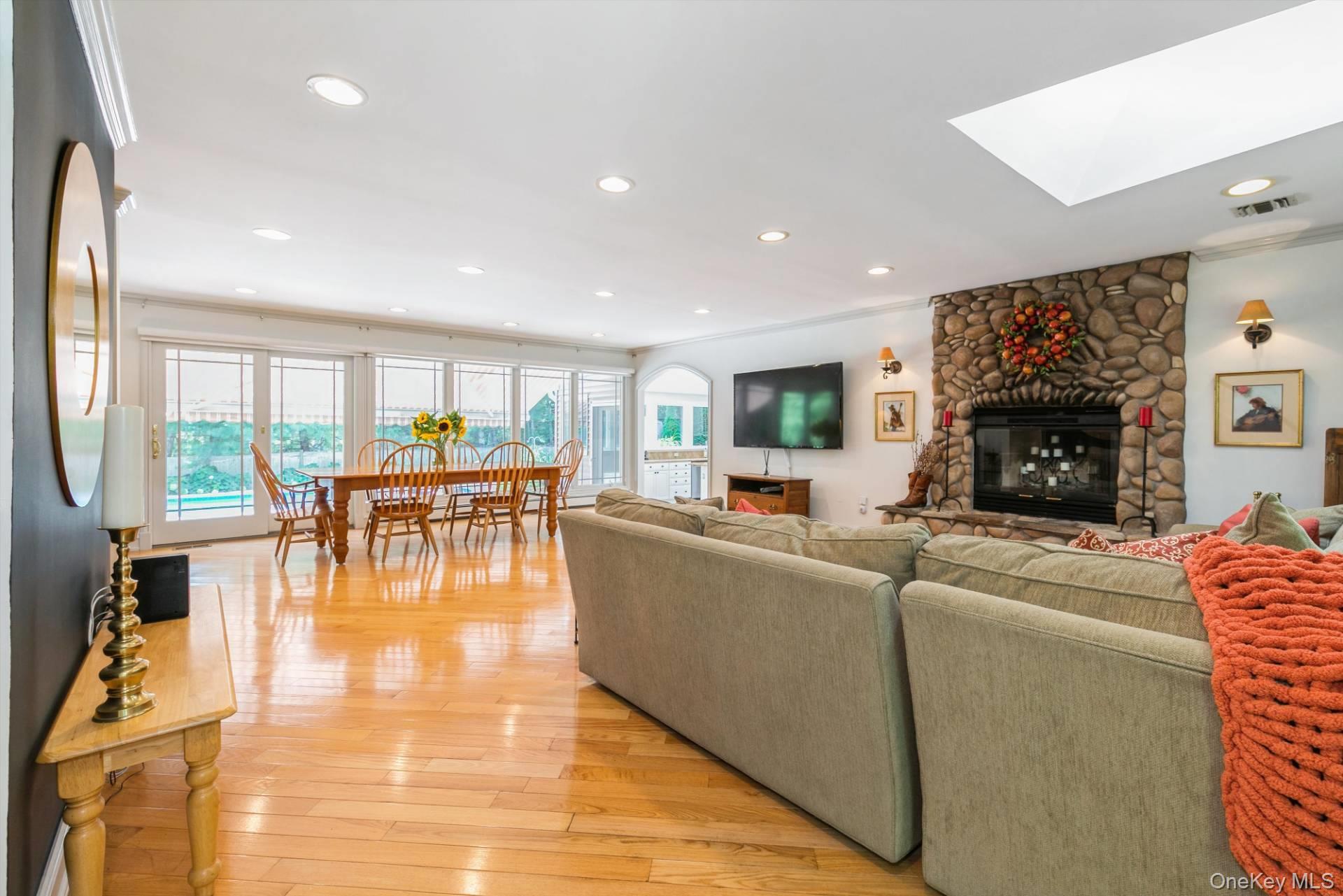 10 West Landing Road – For Sale photo 11
