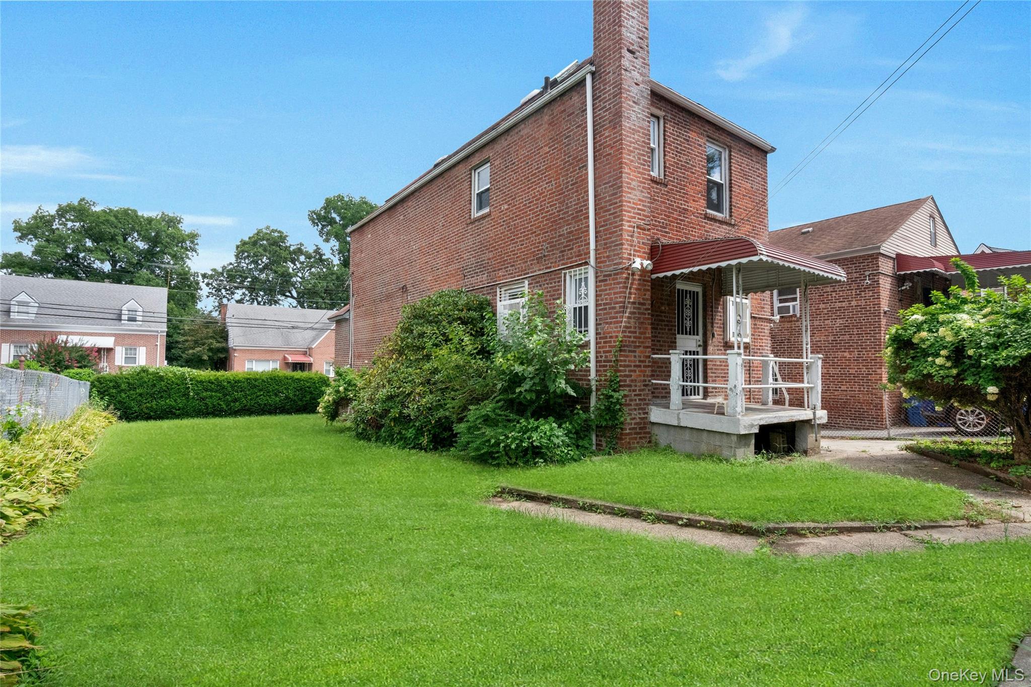 4041 Duryea Avenue – For Sale photo 3