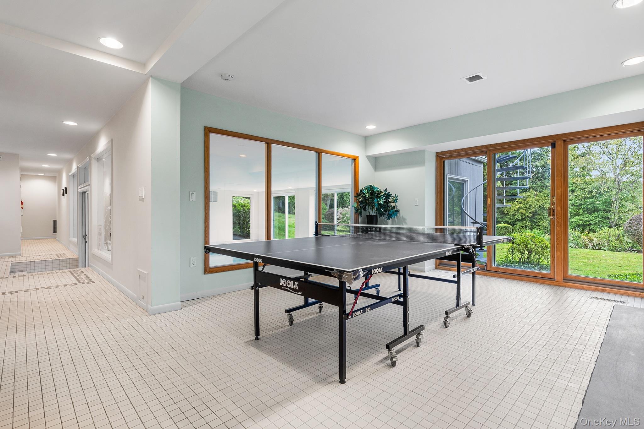 21 Kings Grant Way – For Sale photo 36