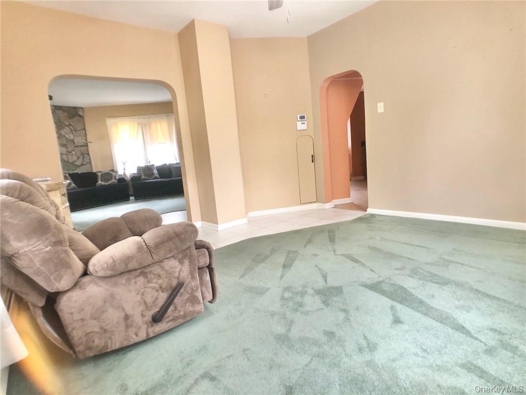 72 Stewart Avenue – For Rent photo 7