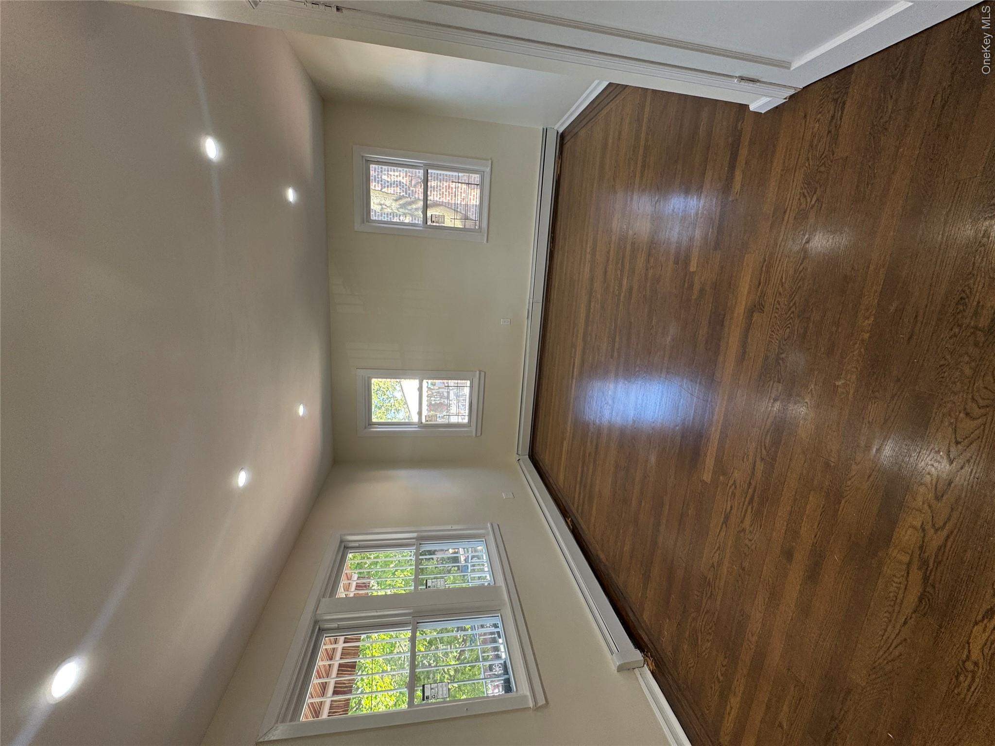 1054 Lydig Avenue – For Rent photo 3