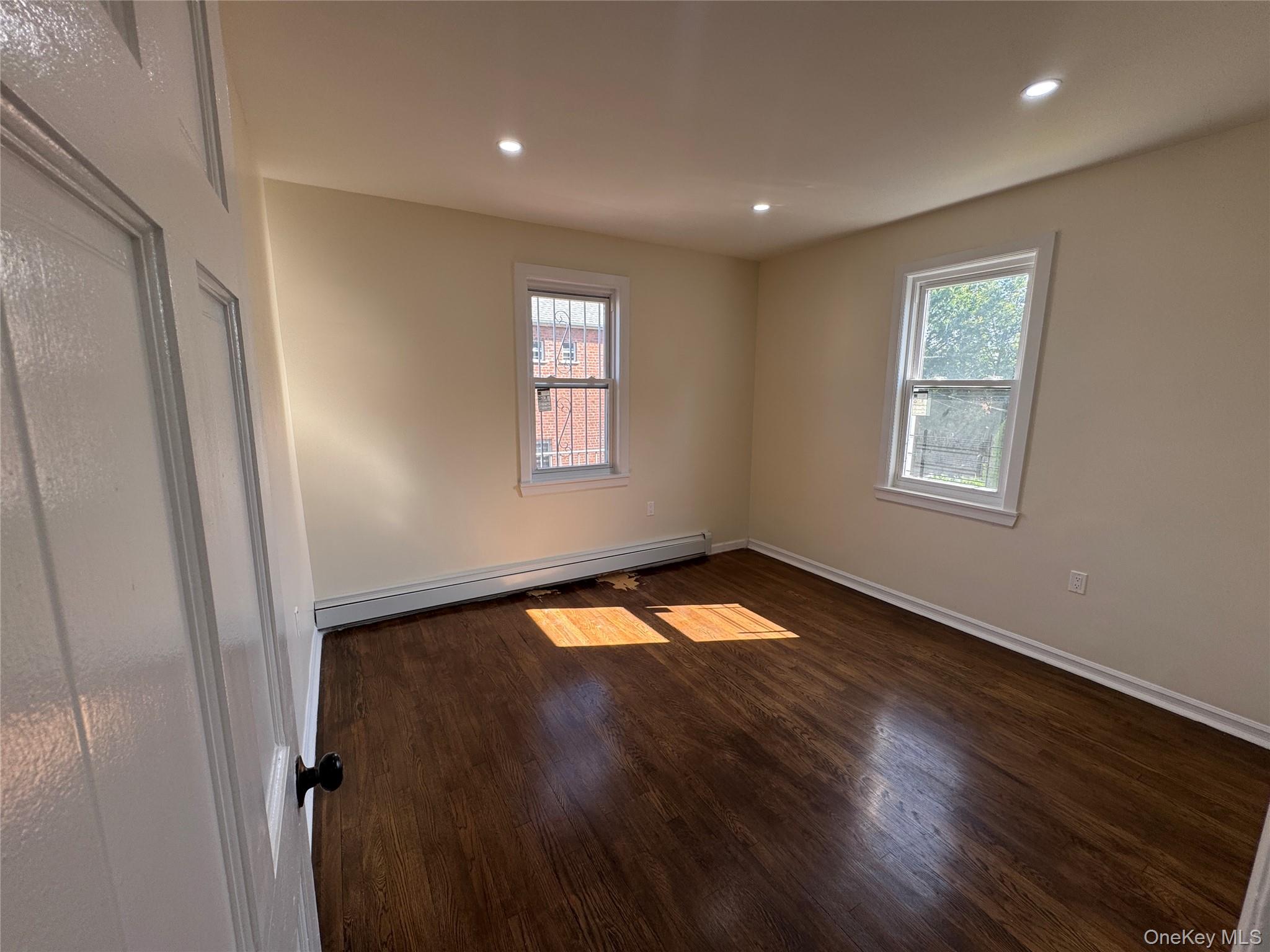 1054 Lydig Avenue – For Rent photo 6