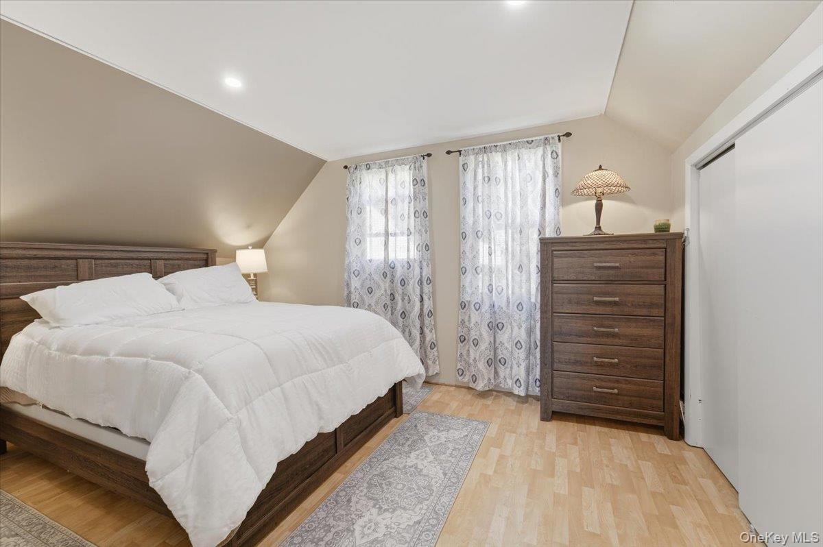 9 Lawrence Drive – For Sale photo 17