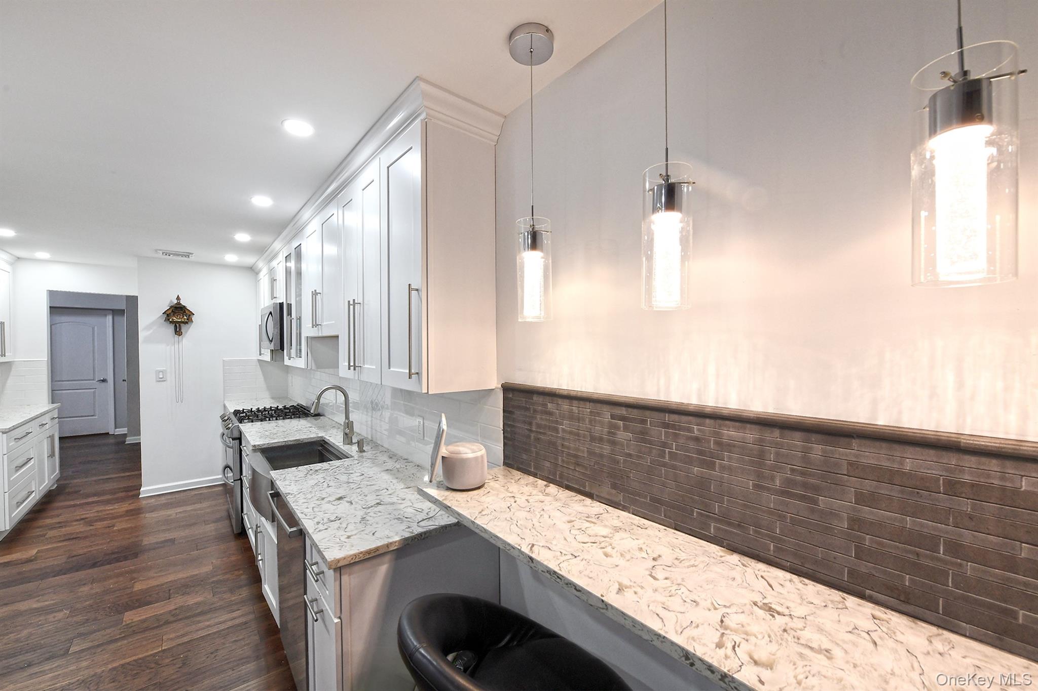 73 Alton Avenue – For Rent photo 11