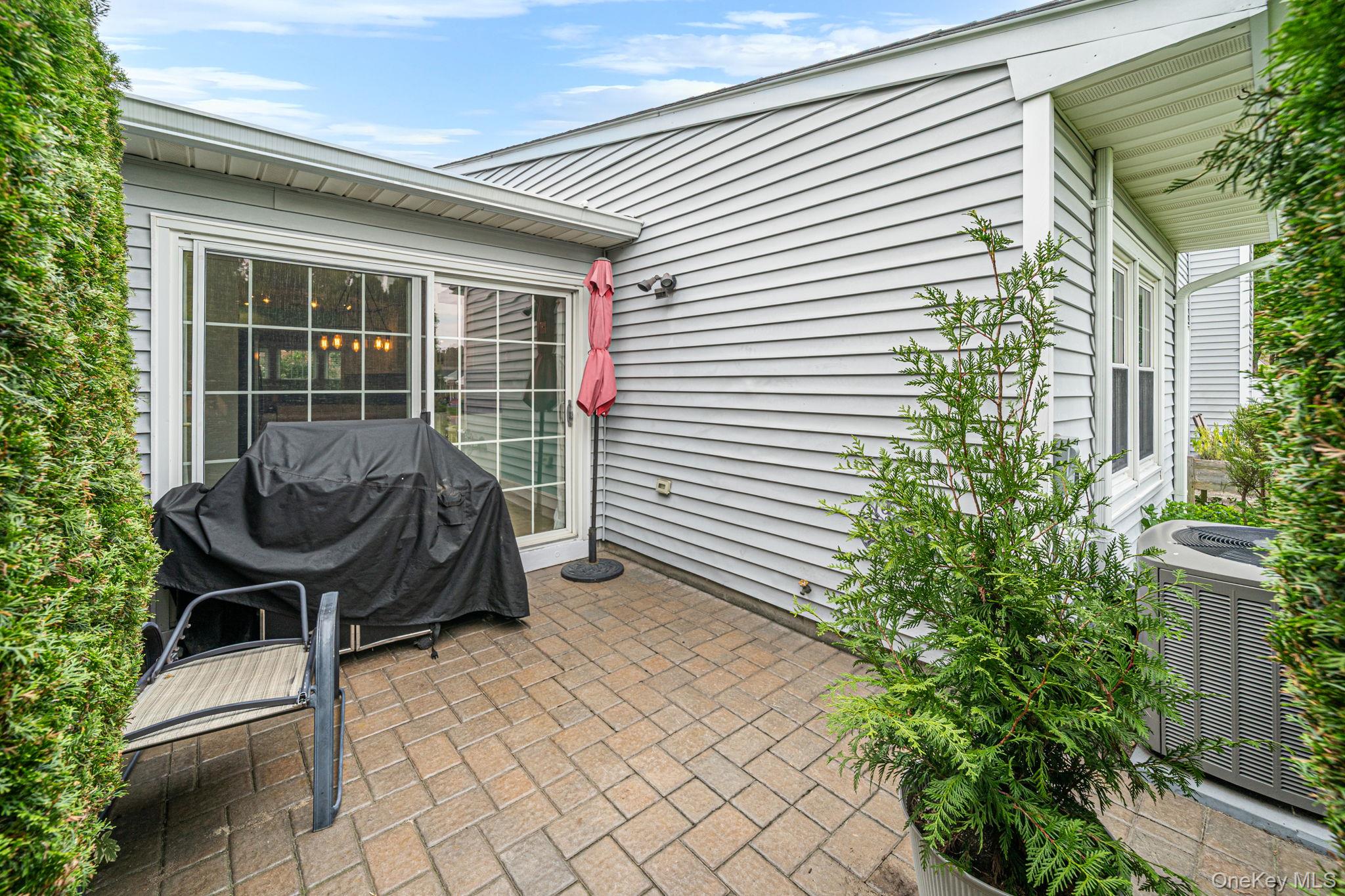 89 Hearthside Drive – For Sale photo 23