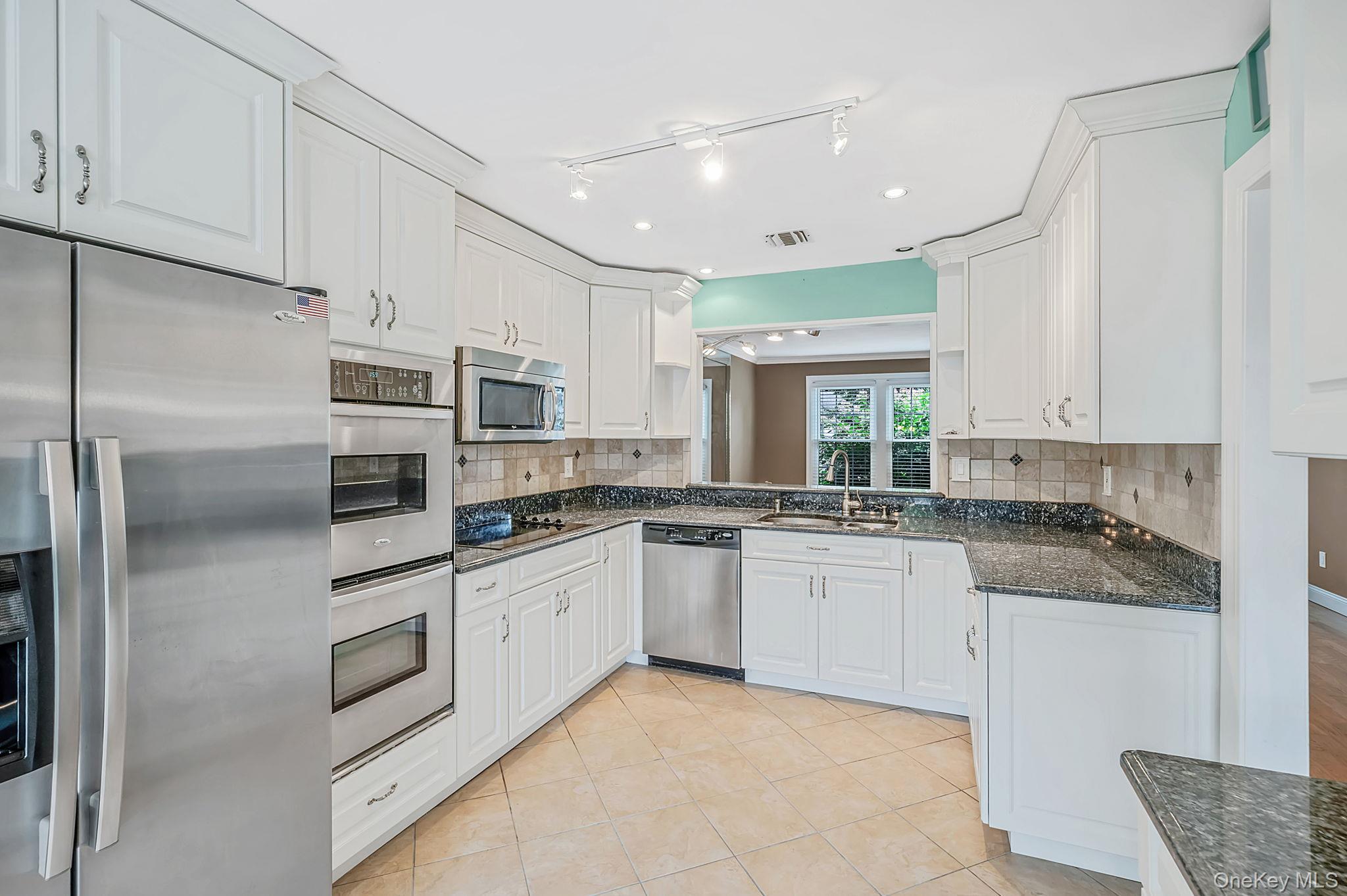 89 Hearthside Drive – For Sale photo 11