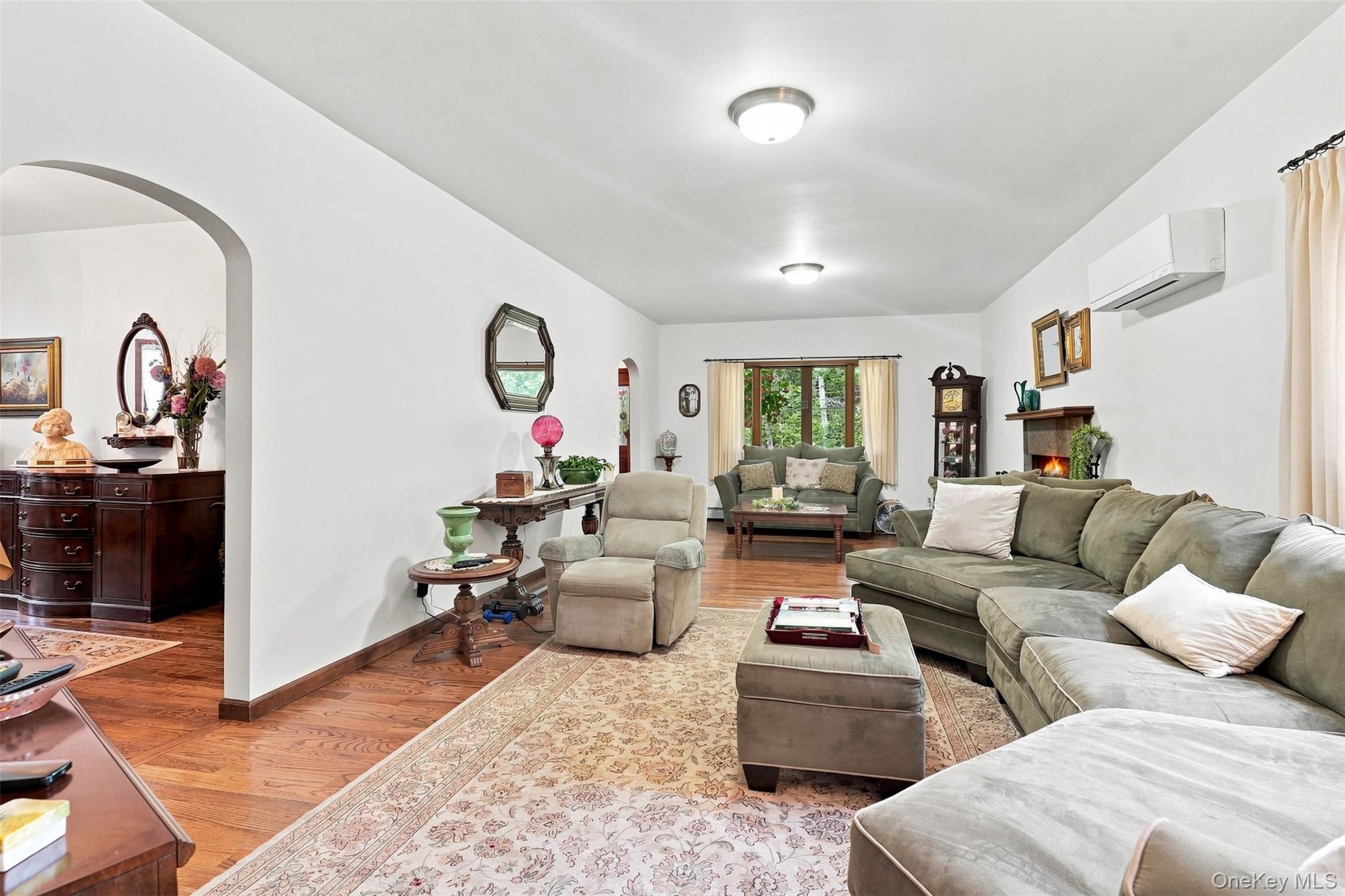 242 High Road – For Sale photo 16