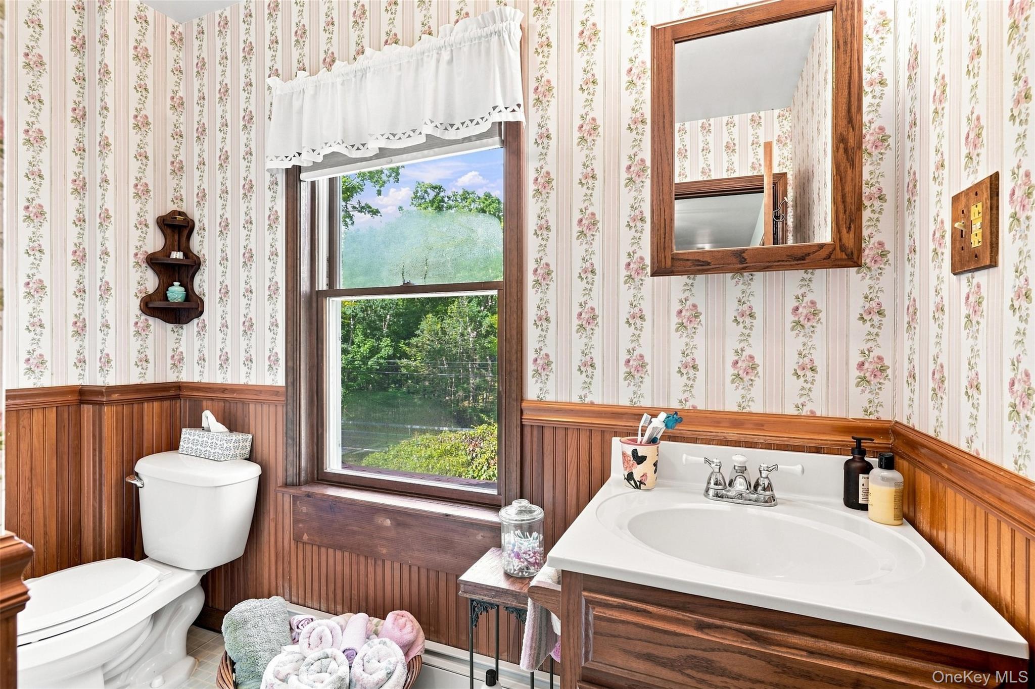 242 High Road – For Sale photo 32