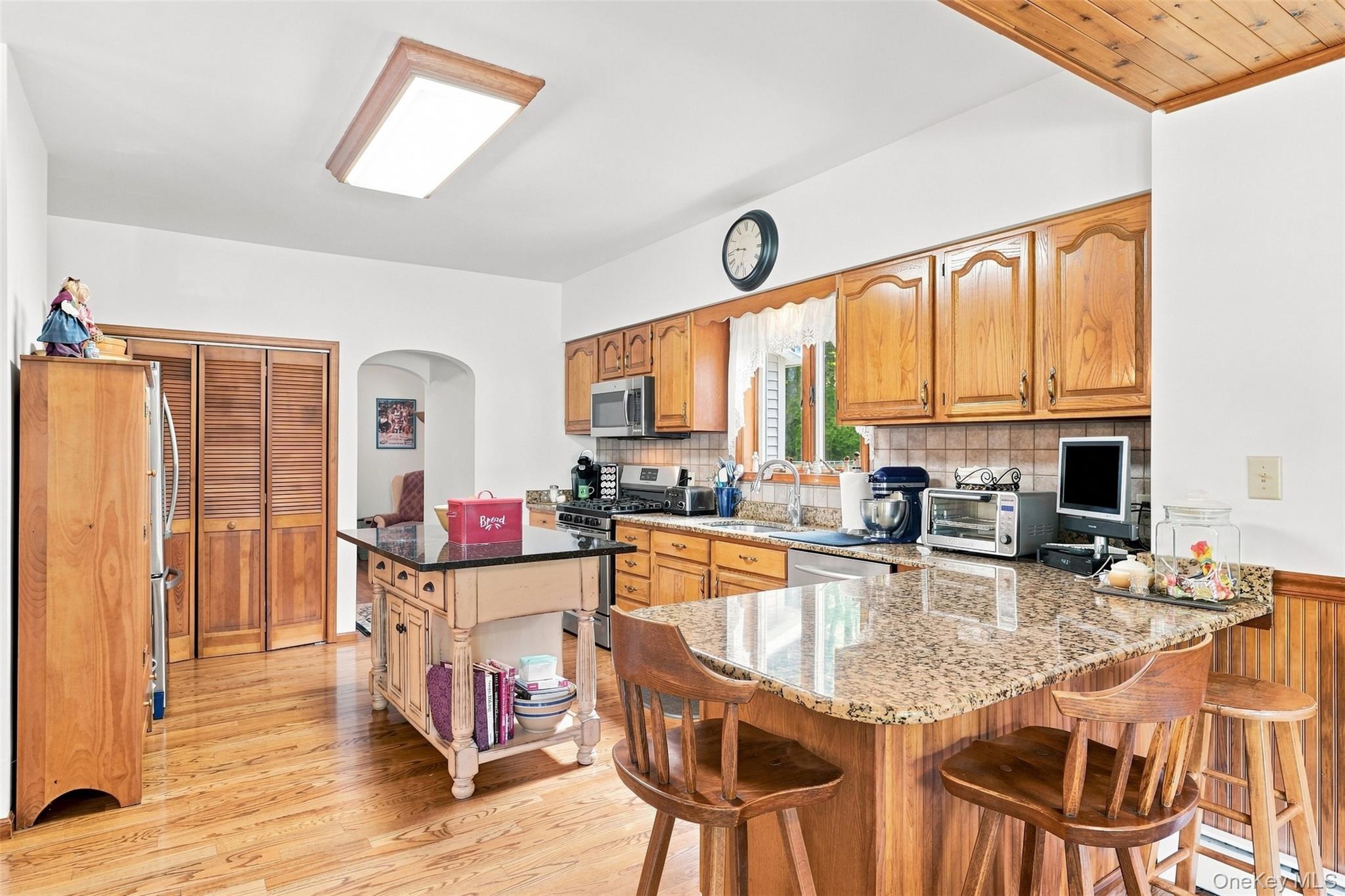 242 High Road – For Sale photo 21