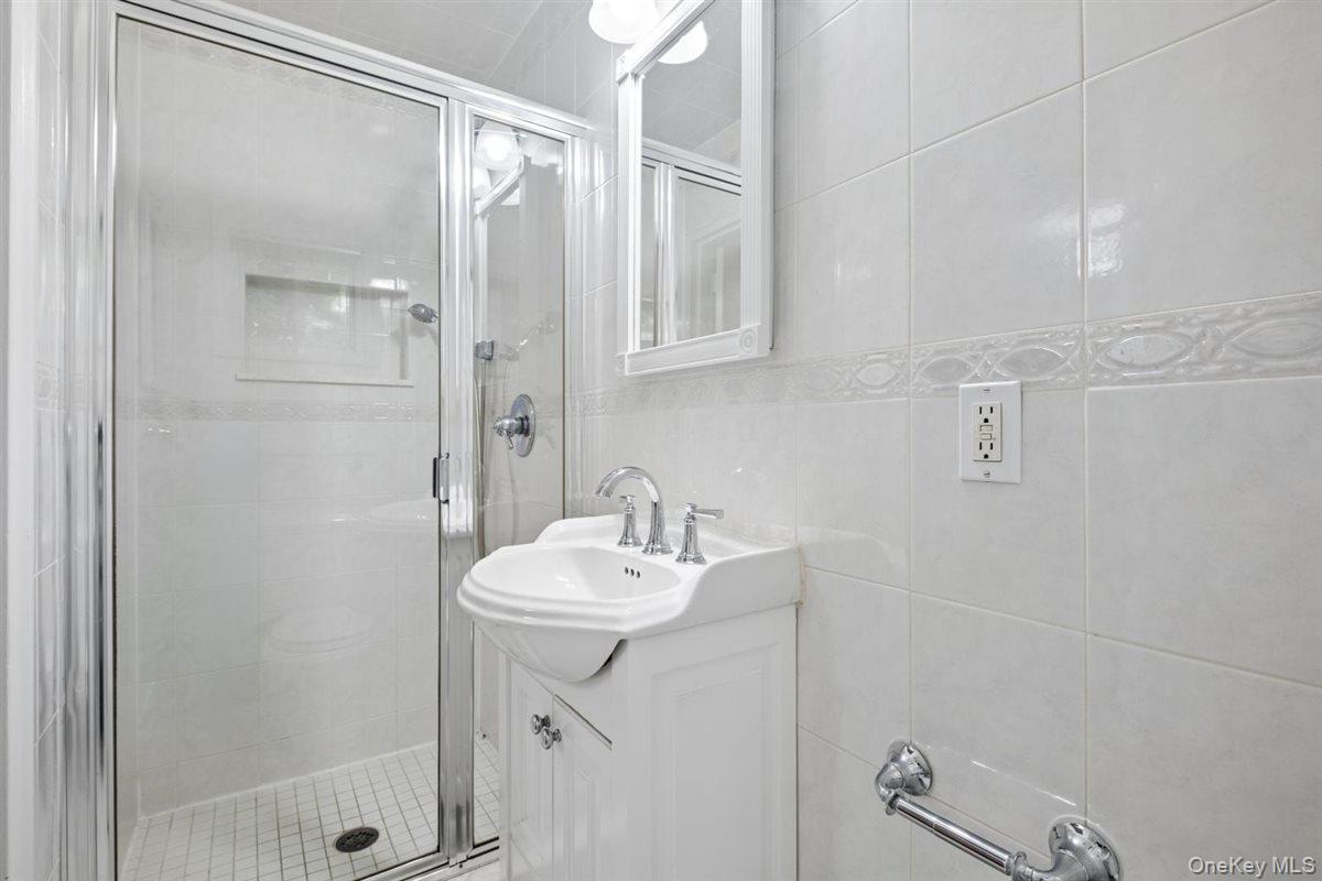 36 Chatham Road – For Rent photo 10