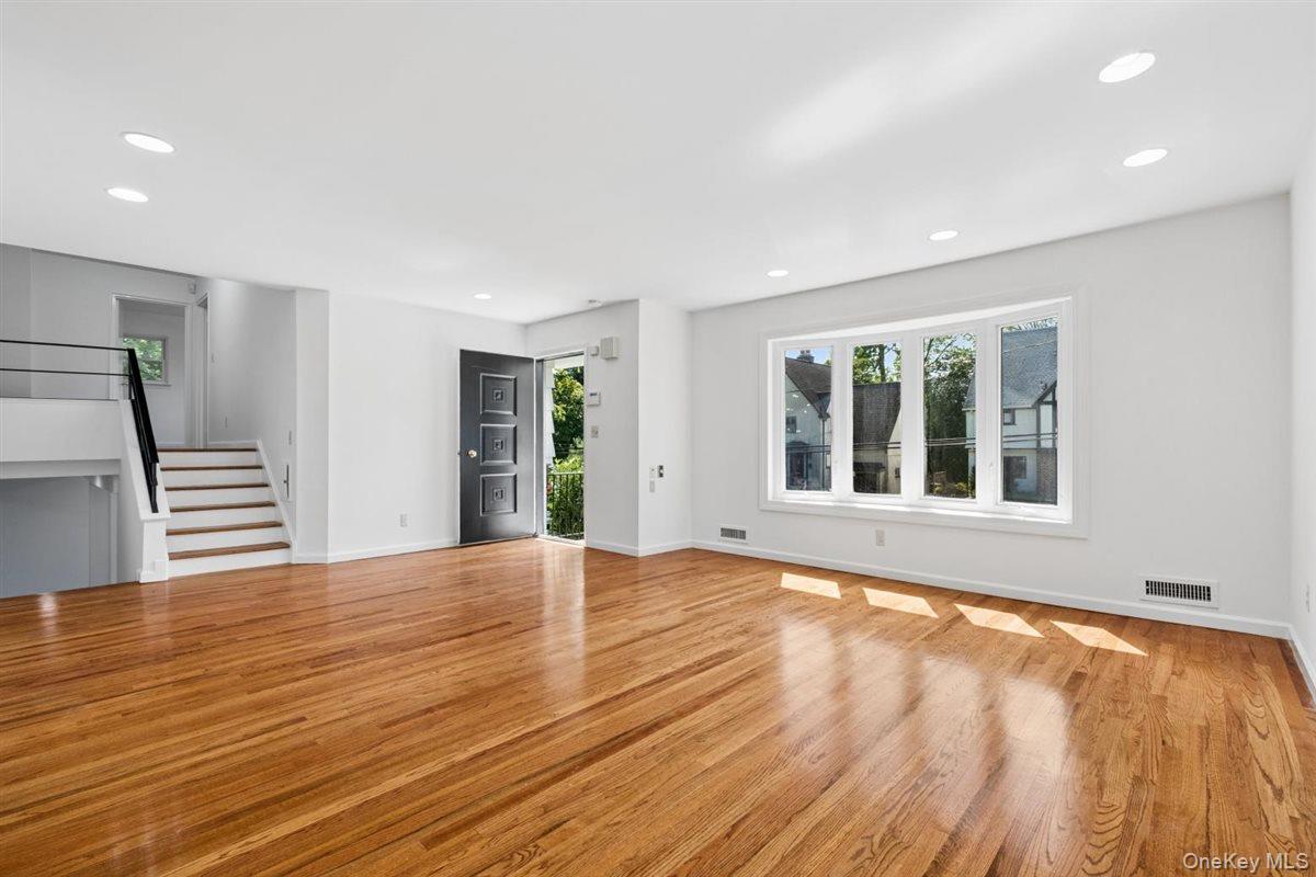36 Chatham Road – For Rent photo 2