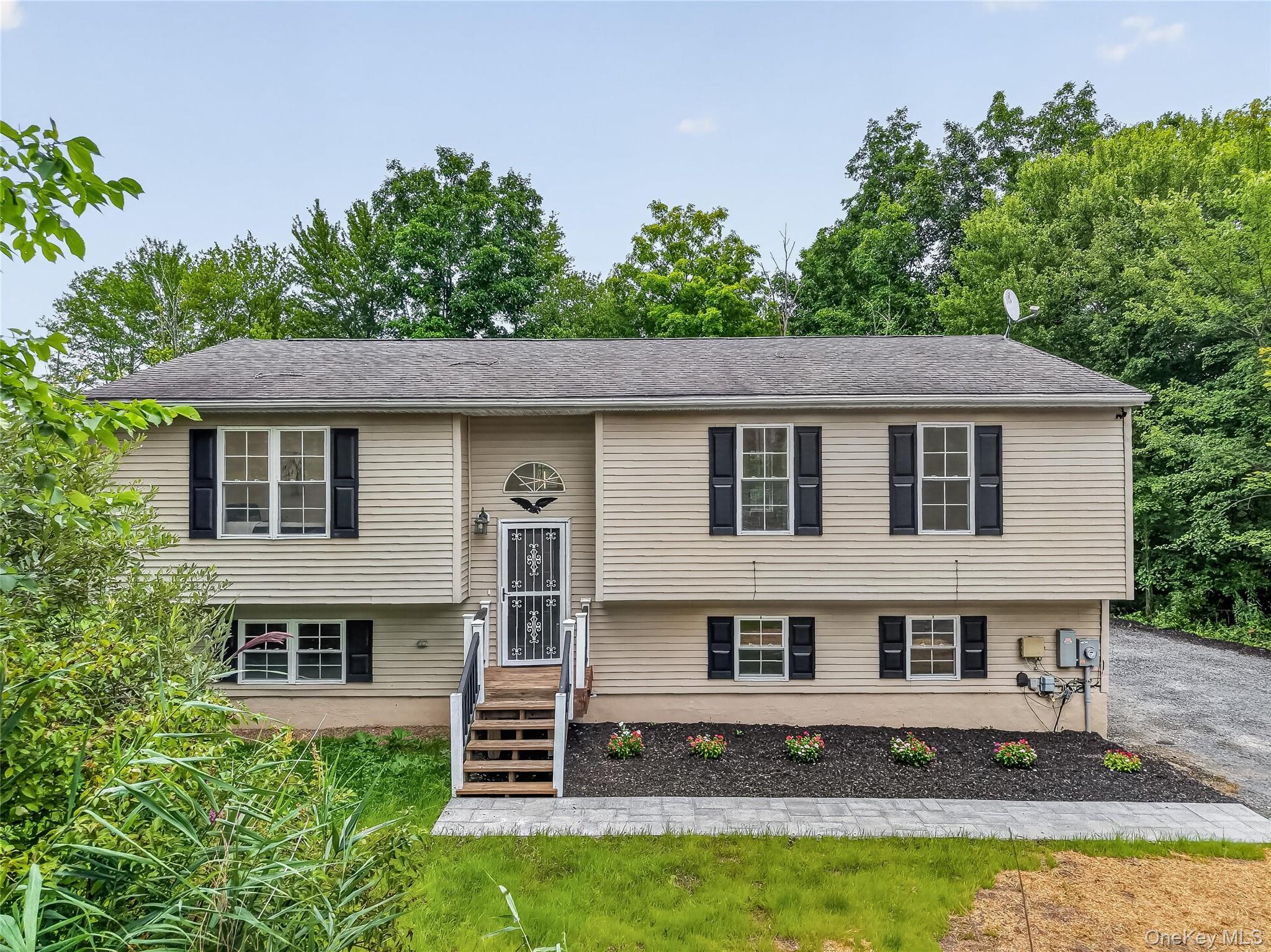 694 State Route 32 – For Sale