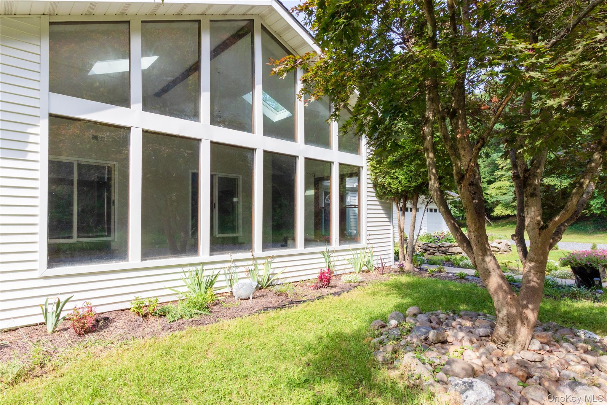 17 Molland Drive – For Sale photo 22