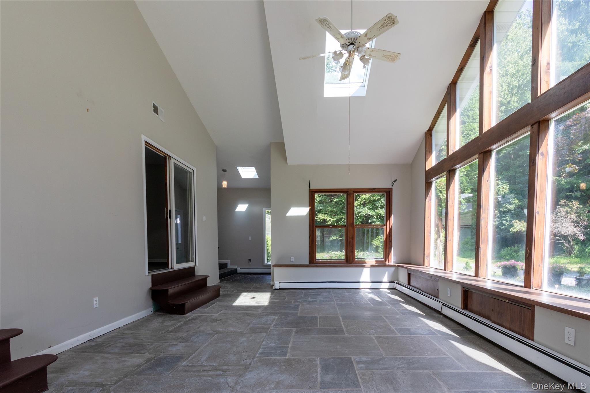 17 Molland Drive – For Sale photo 6