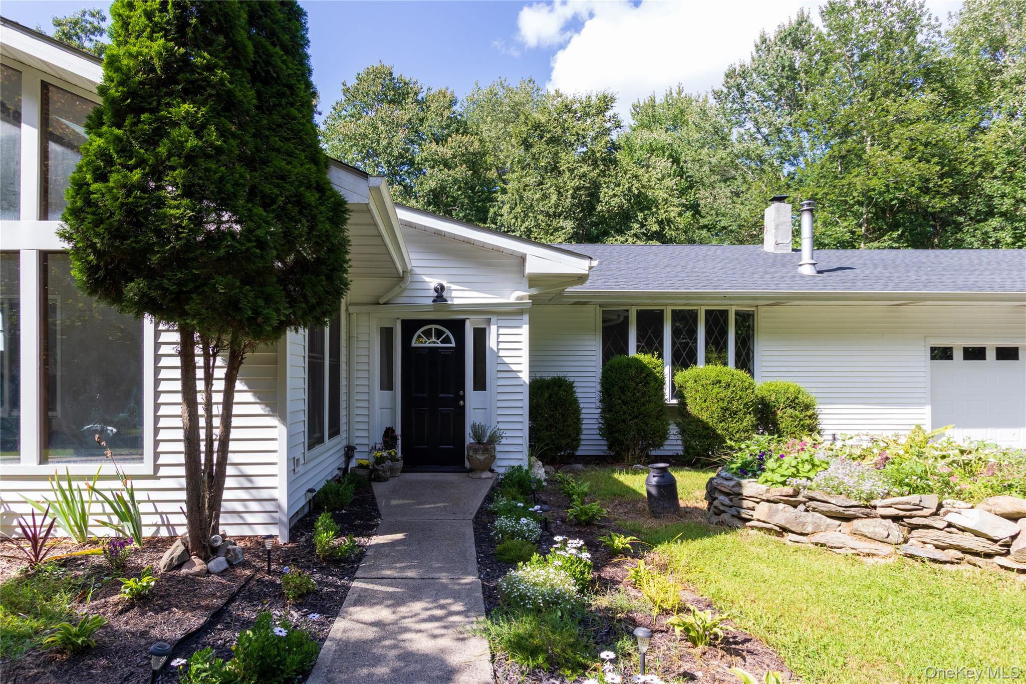 17 Molland Drive – For Sale
