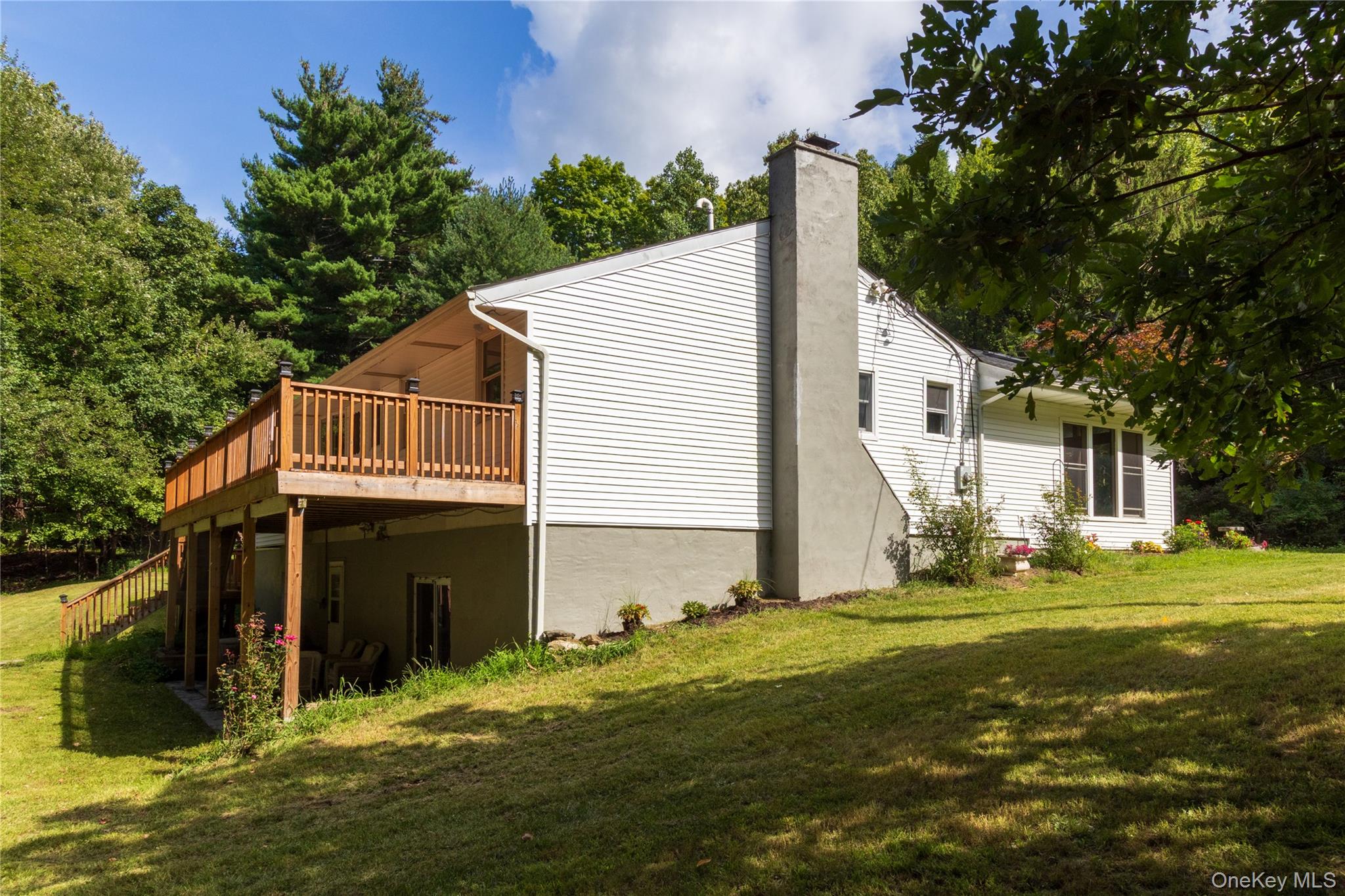 17 Molland Drive – For Sale photo 3