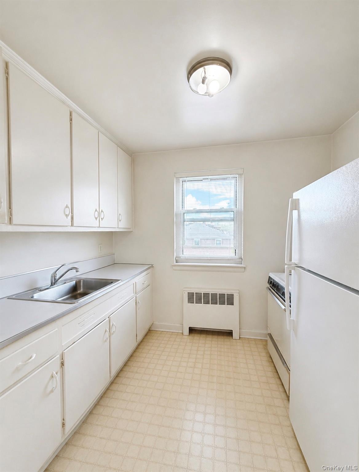 6909 150 Street, Unit B photo 3